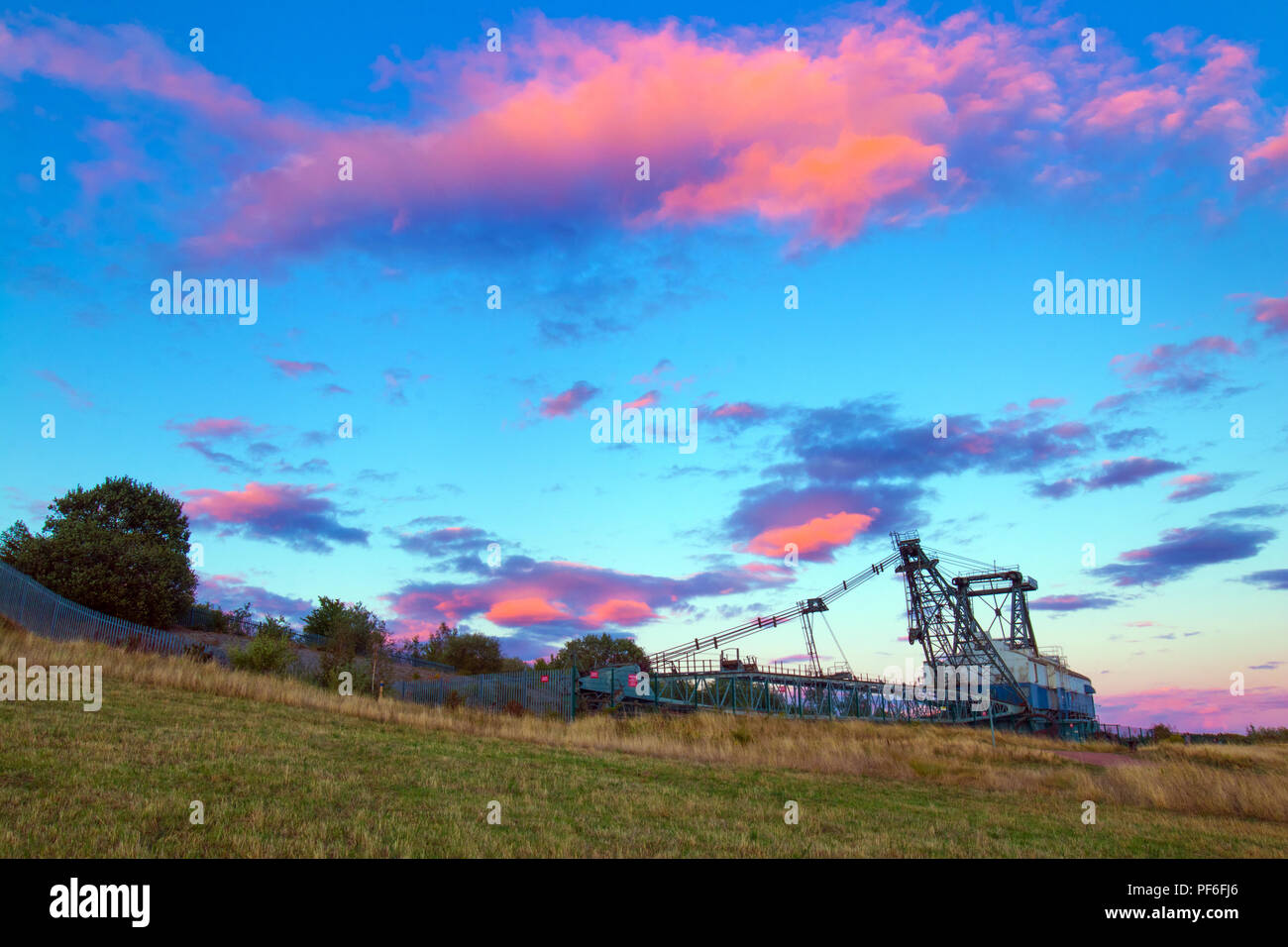 Ruston Bucyrus werden 115 Walking Seilbagger bei RSPB St Aidan's Naturpark zwischen Leeds & Castleford Stockfoto