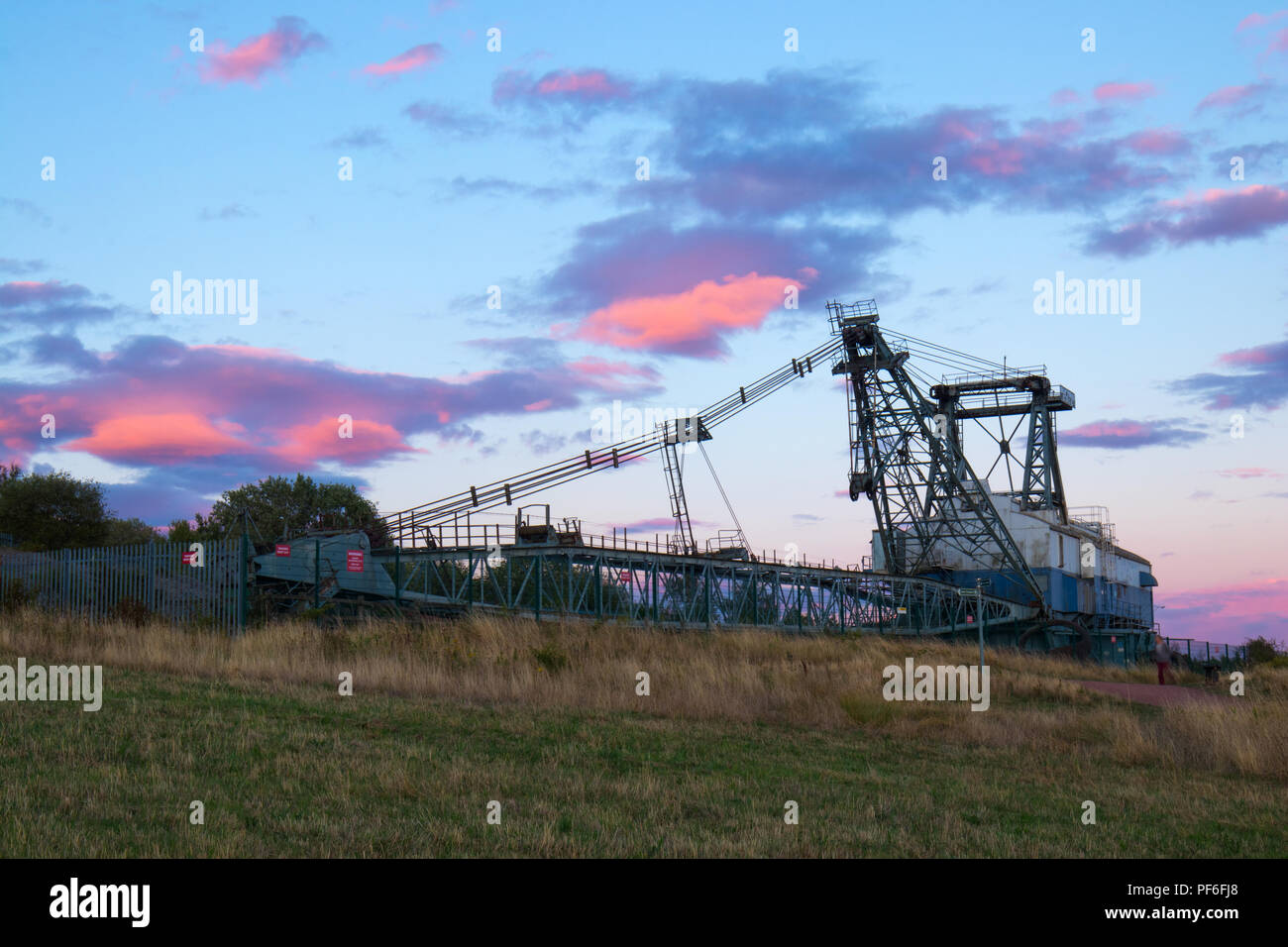 Ruston Bucyrus werden 115 Walking Seilbagger bei RSPB St Aidan's Naturpark zwischen Leeds & Castleford Stockfoto