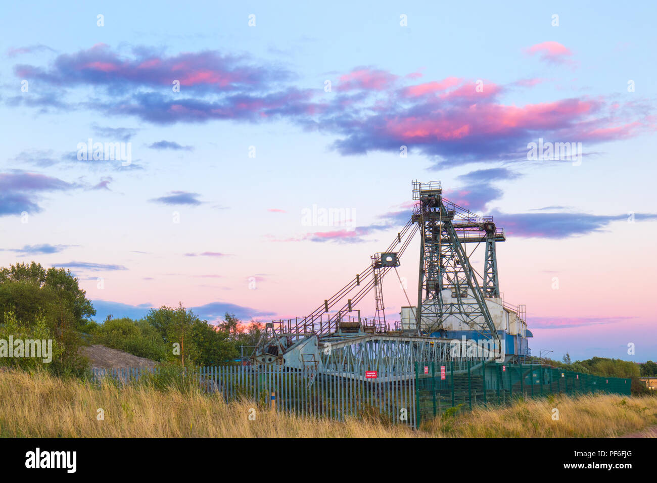 Ruston Bucyrus werden 115 Walking Seilbagger bei RSPB St Aidan's Naturpark zwischen Leeds & Castleford Stockfoto