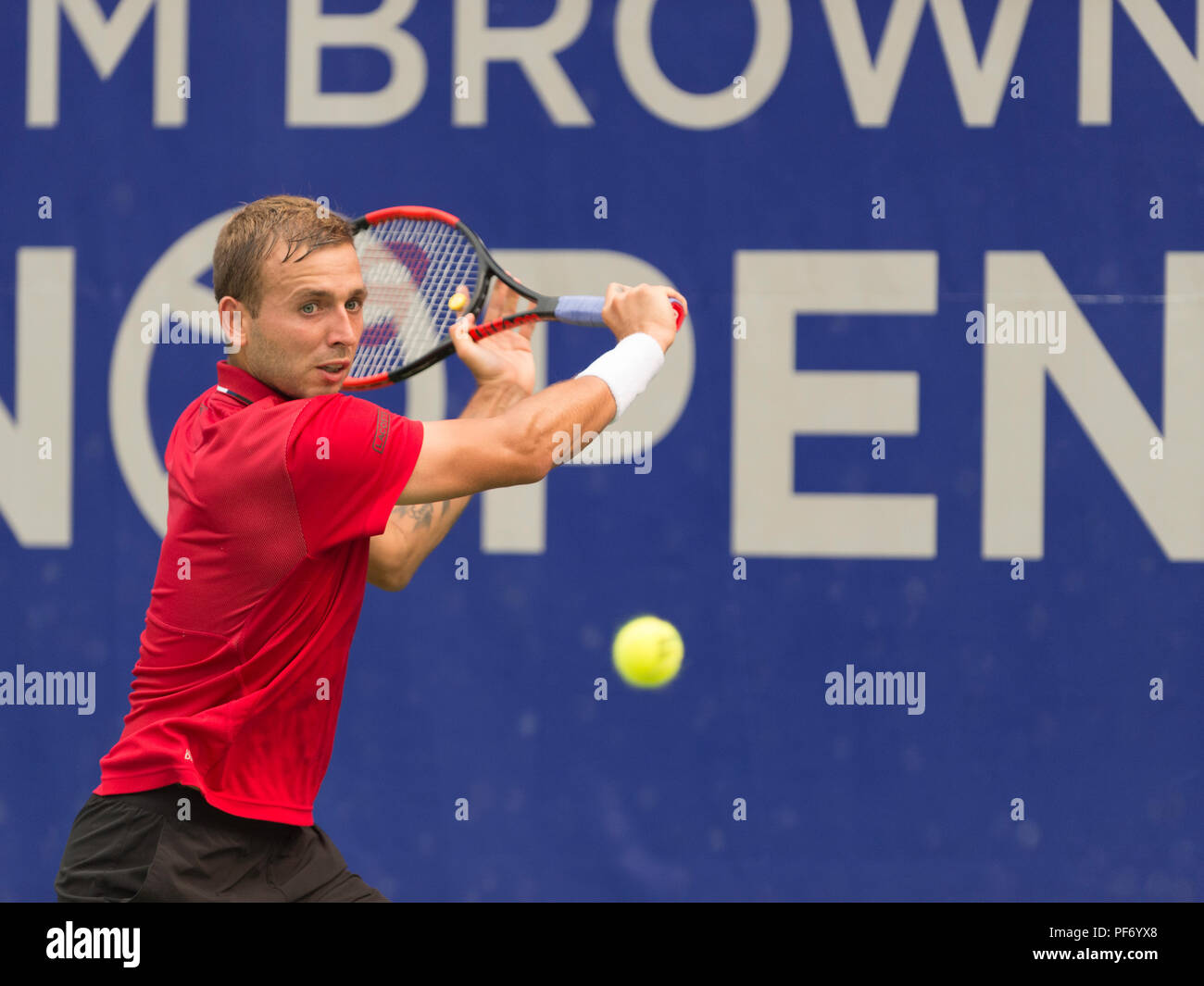 West Vancouver, Kanada. 19. August 2018. West Vancouver, Kanada. 19. August 2018. Daniel Evans von Großbritannien (hier gezeigt) gewinnt den ATP Challenger Tour Mens Singles Finale gegen Jason Kubler von Australien. Odlum Braun VanOpen. Hollyburn Country Club. © Gerry Rousseau/Alamy leben Nachrichten Stockfoto