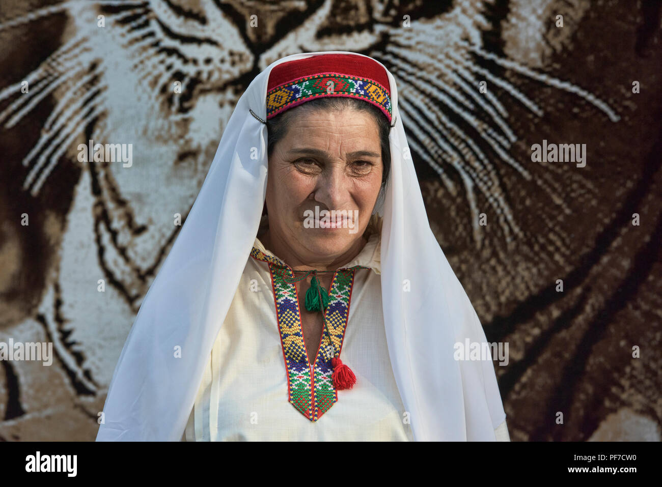 Porträt eines traditionellen Pamiri Frau, Khorog, Tadschikistan Stockfoto