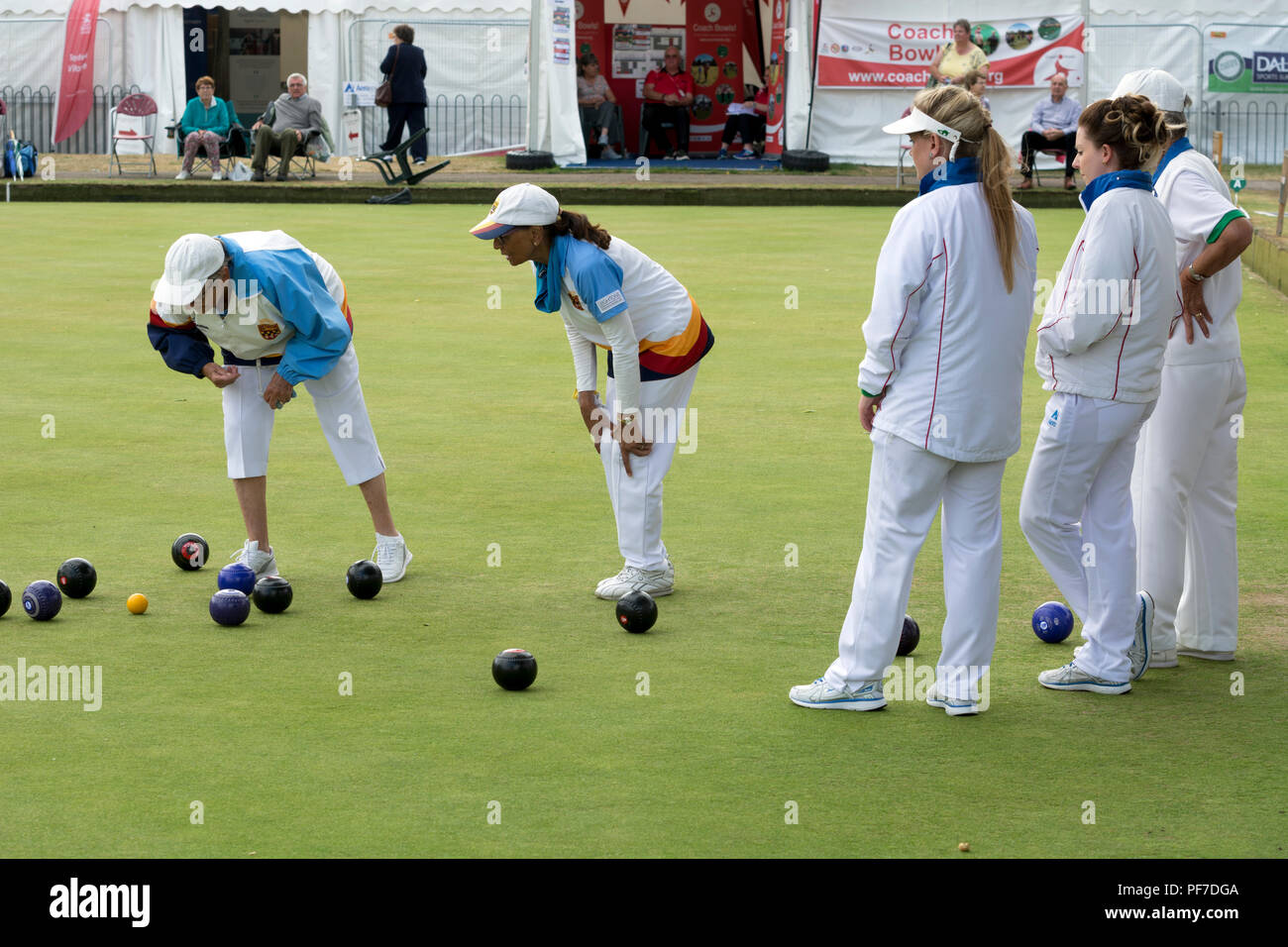 Der nationale Frauen Lawn Bowls Meisterschaften, Leamington Spa, Großbritannien Stockfoto