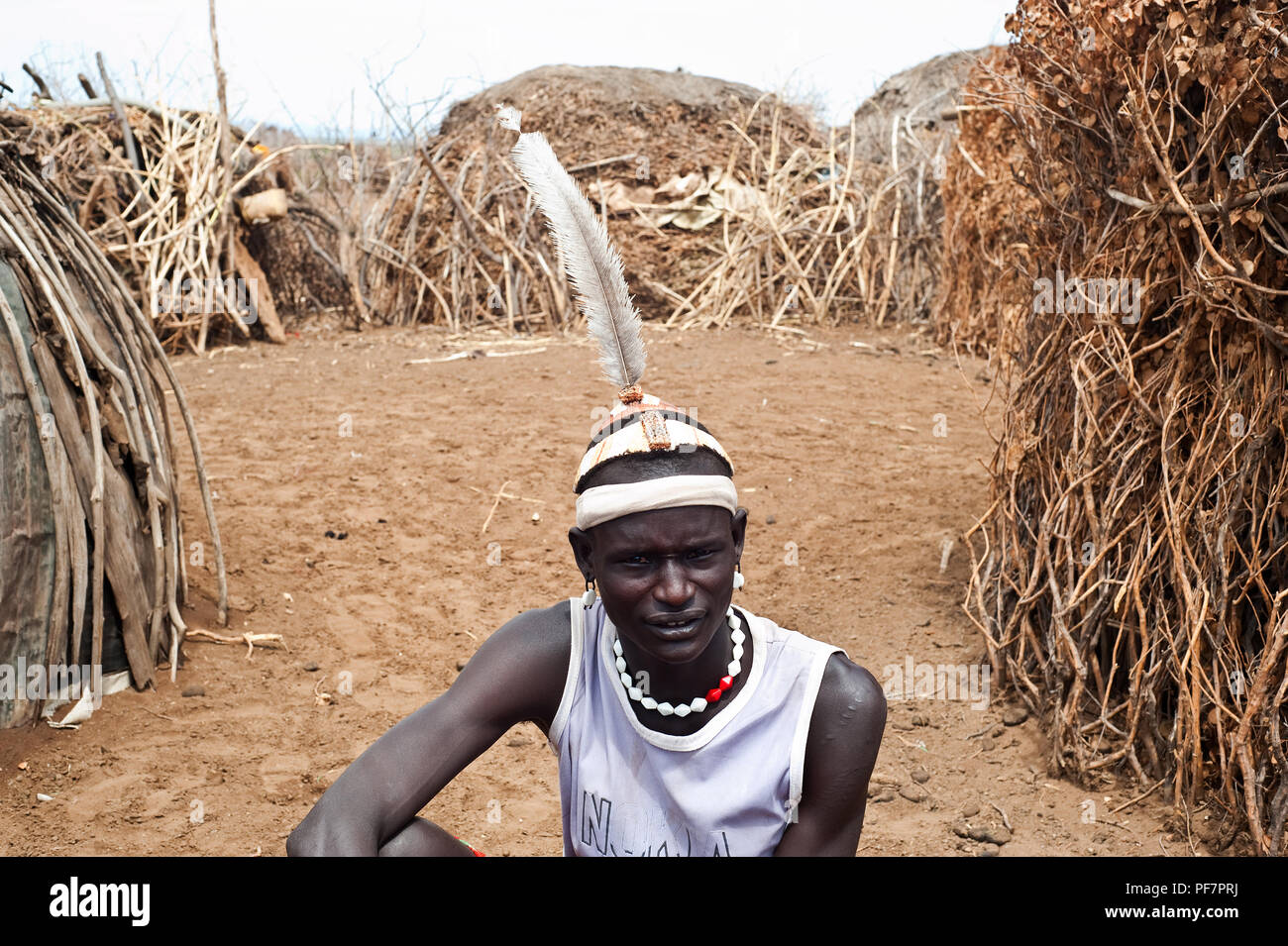 Junge Mann aus dem Dassanech Stamm (Äthiopien) Stockfoto