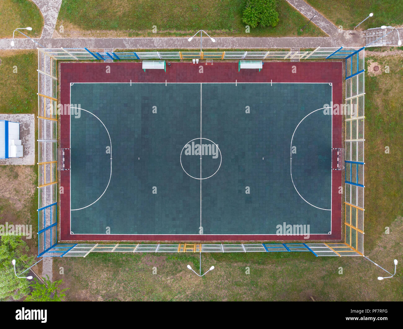 Antenne Blick von oben Sportplatz für Handball in den öffentlichen Park.Drone Fotografie Stockfoto