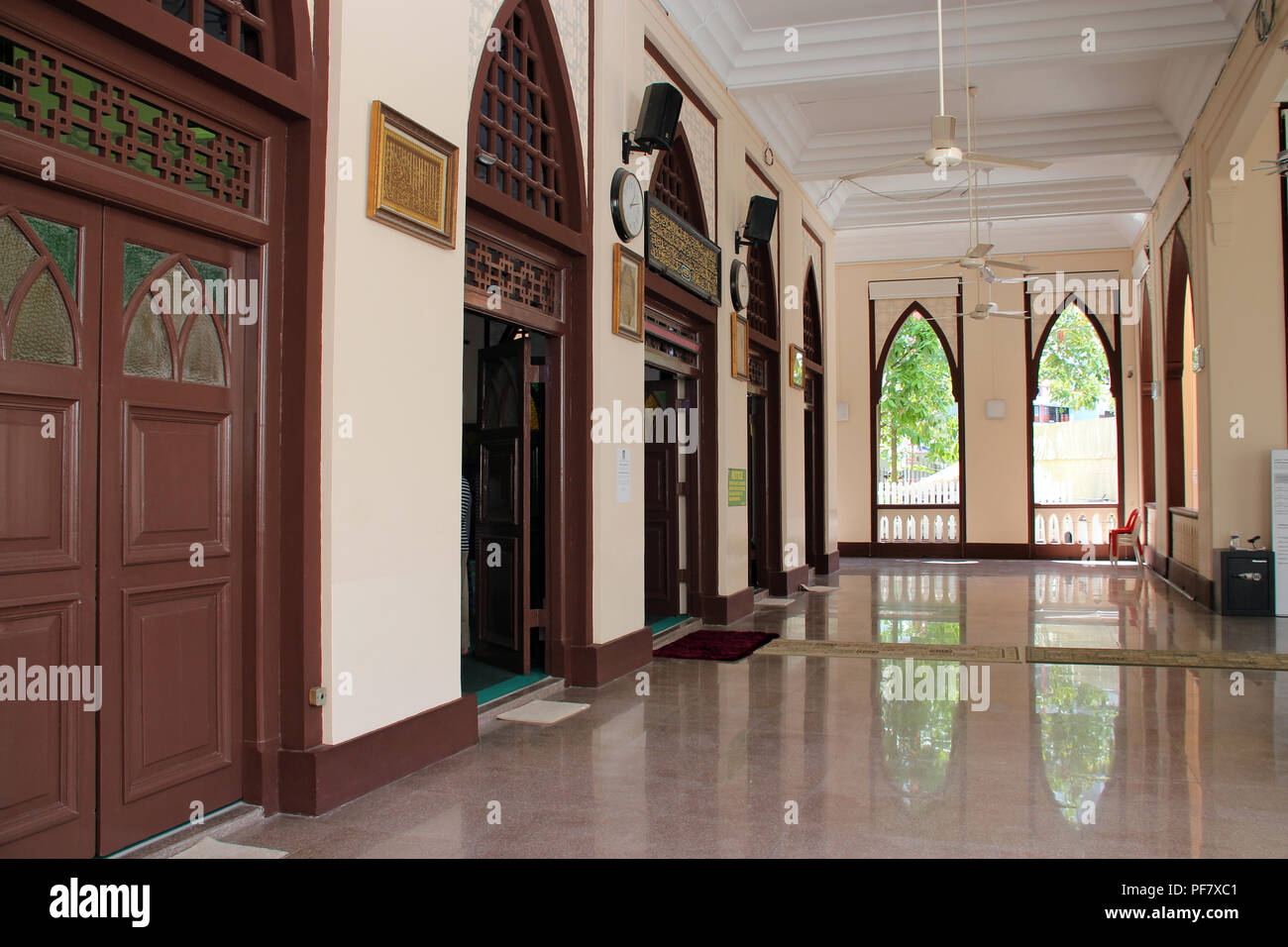 Die Masjid Hajjah Fatimah in Singapur. Stockfoto