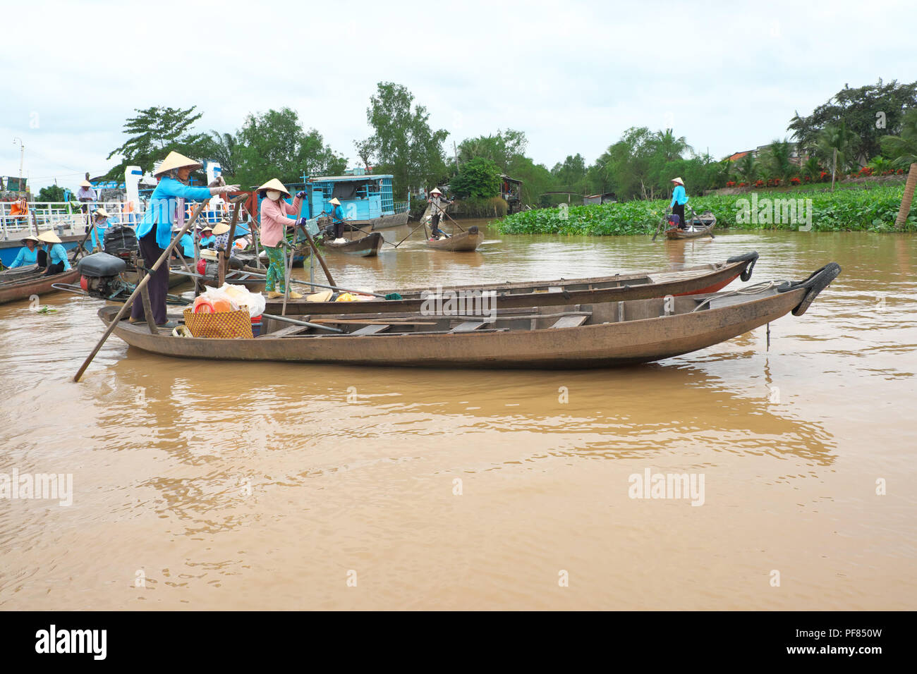 Mekong Delta region Vietnam lokale sampan Booten auf dem Mekong in Vietnam Stockfoto