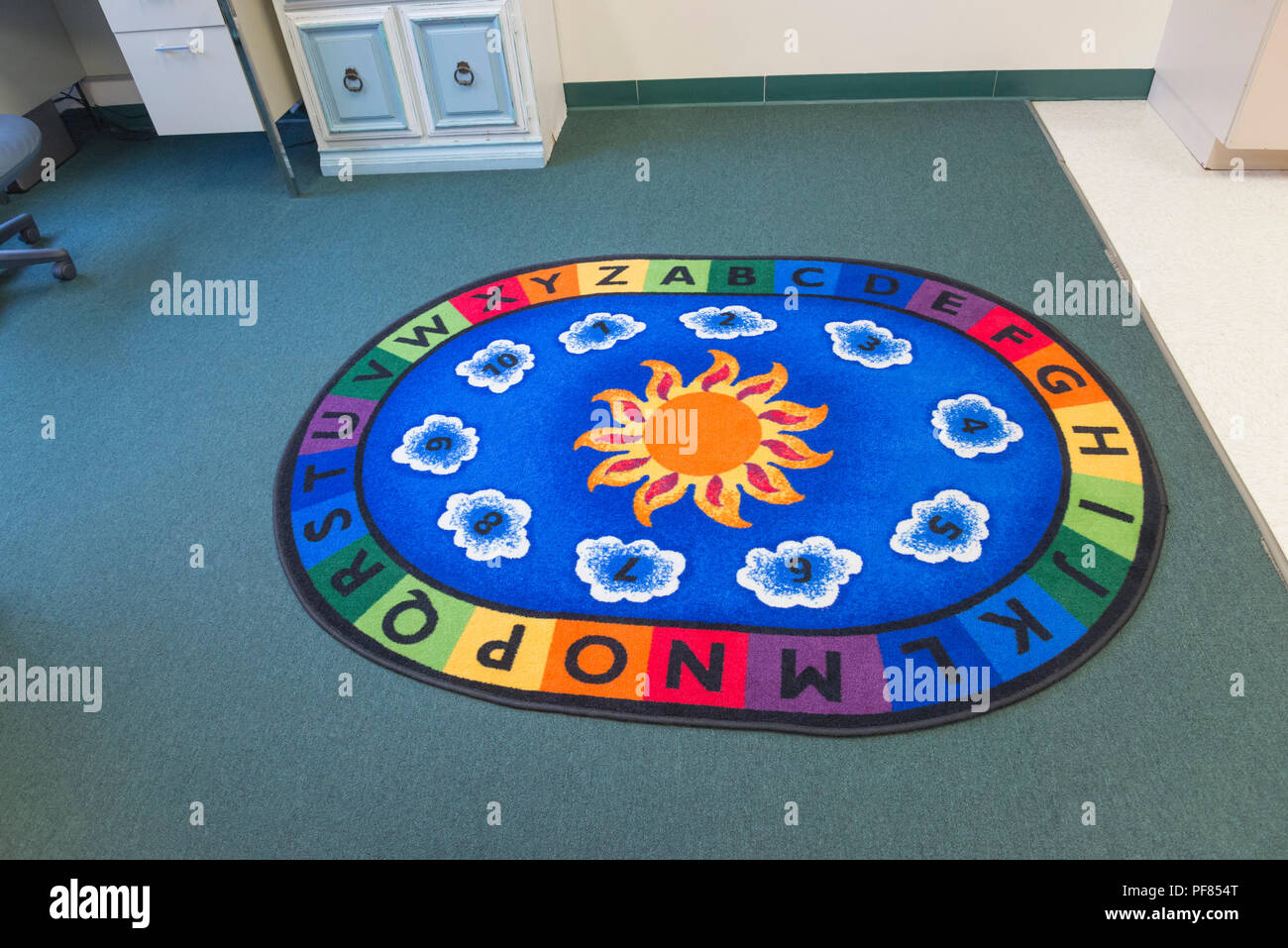 Zurück zu Schule Klassenzimmer Dekorationen in einer christlichen Schule. Stockfoto
