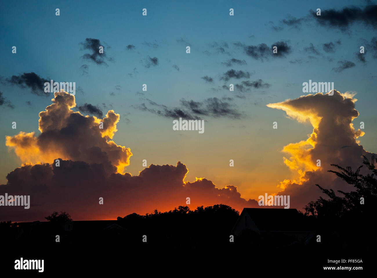 Sonnenuntergang Wolken in North Central Florida. Stockfoto