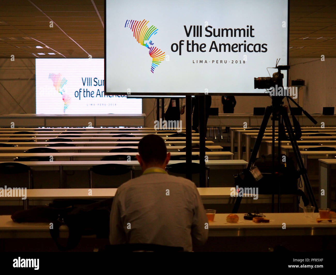 Fotojournalist auf der Internationalen ress Mitte des VIII Gipfel der Amerikas. Die Veranstaltung findet am 14. und 13rd April, 2018 in Lima, Peru, und hat als sein zentrales Thema: "demokratische Governance gegen Korruption". Stockfoto