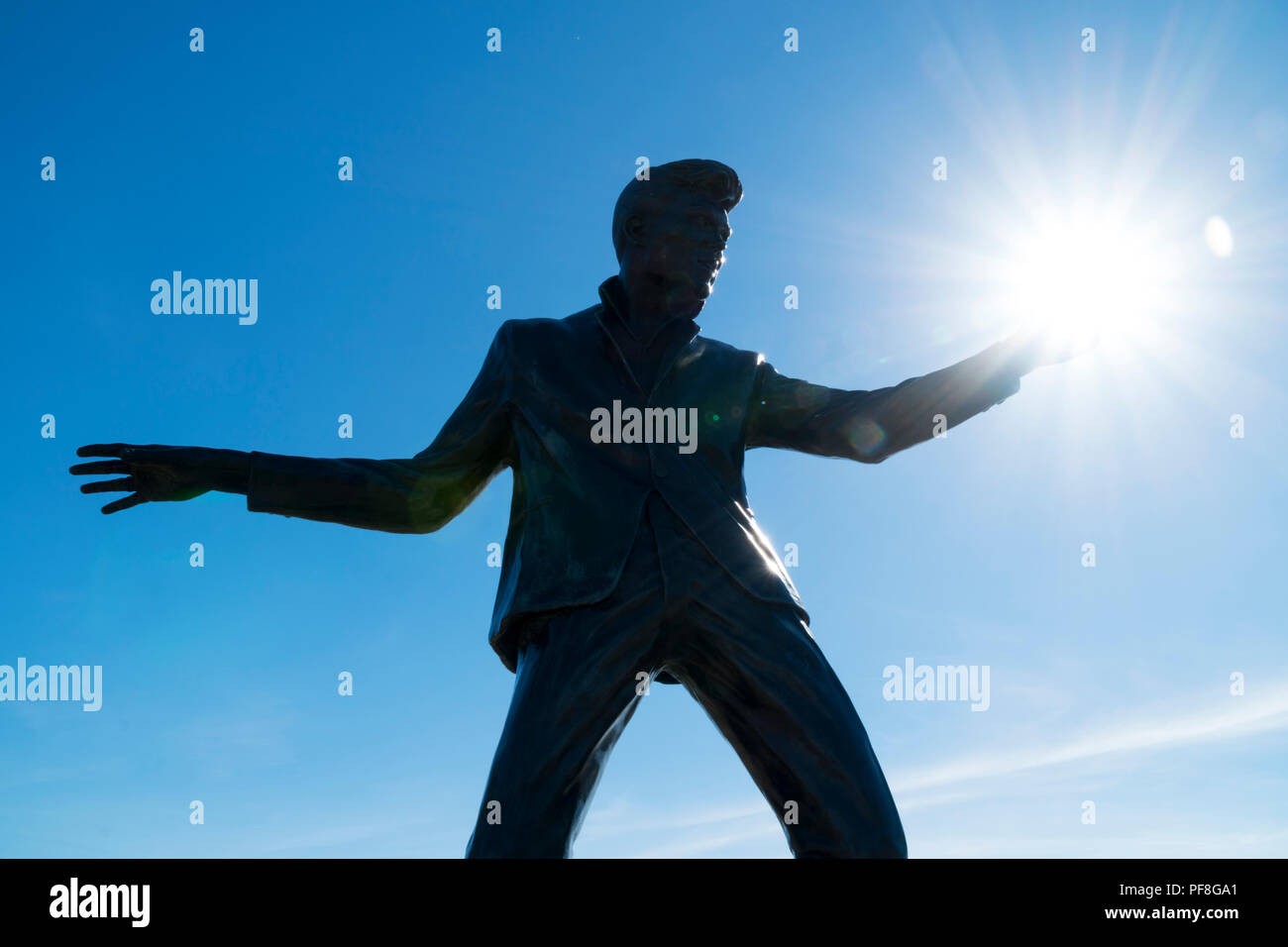 Billy Fury Skulptur von Tom Murphy am Albert Dock, Liverpool, England Stockfoto