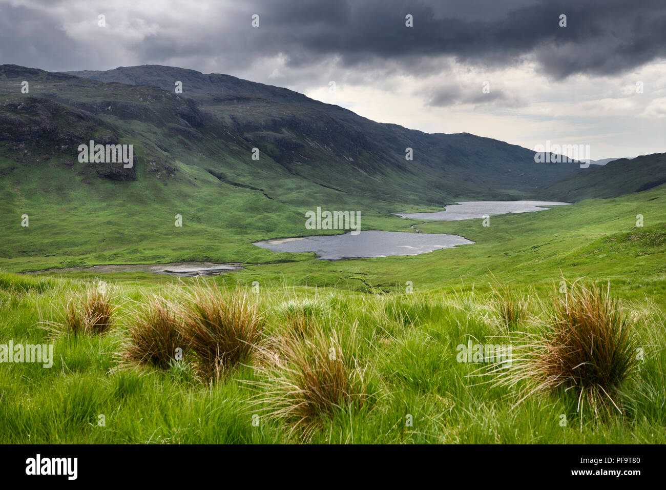 Loch ein Eilein Lochan Ellen und Loch Airdeglais mit Ben Creach Peak im Glen mehr Isle of Mull Schottland Großbritannien Stockfoto