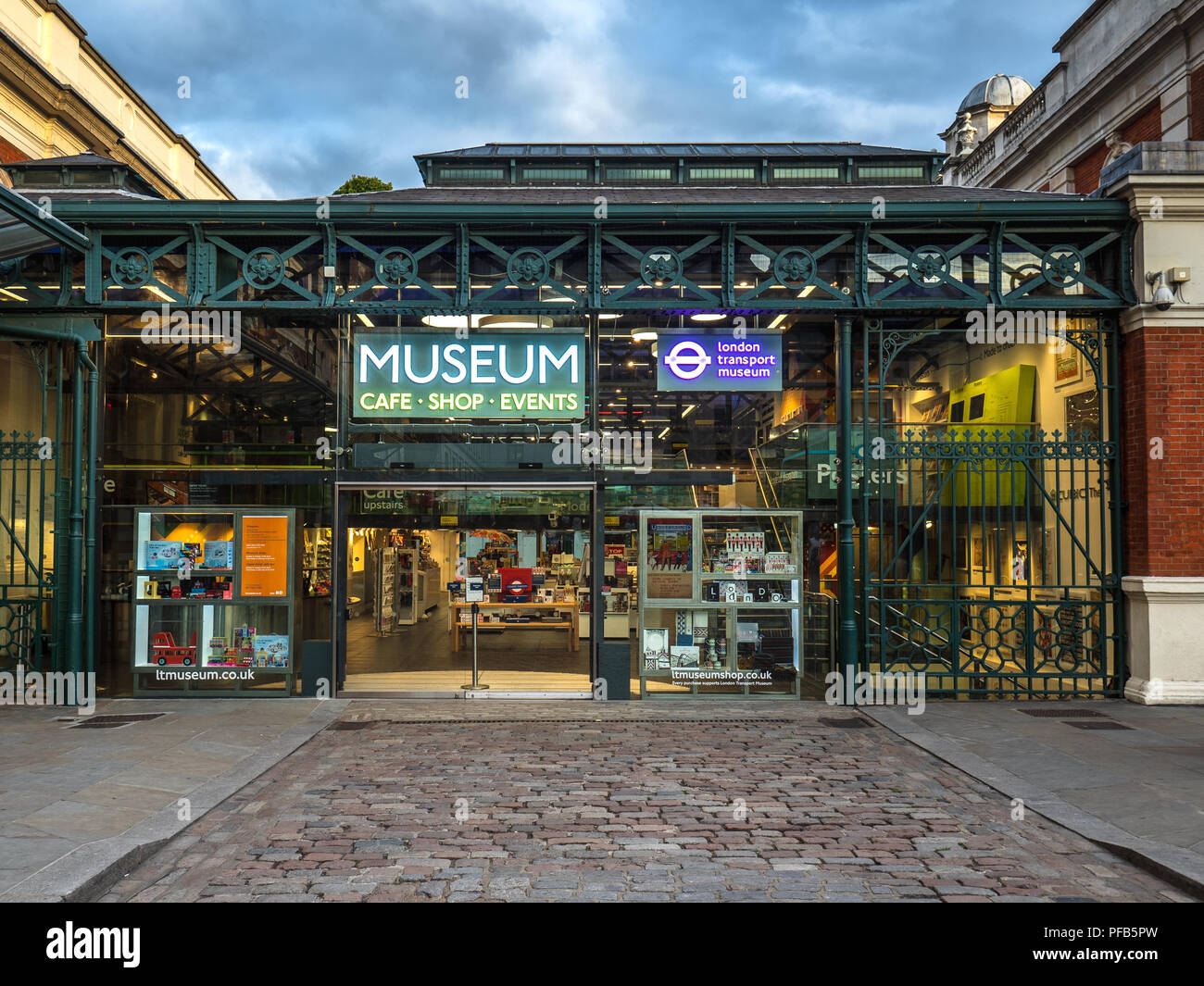 London Transport Museum oder LT Museum in Covent Garden, London. Ursprünglich Teil des Covent Garden Flower Market, verwendet als LT-Museum seit 1980 Stockfoto