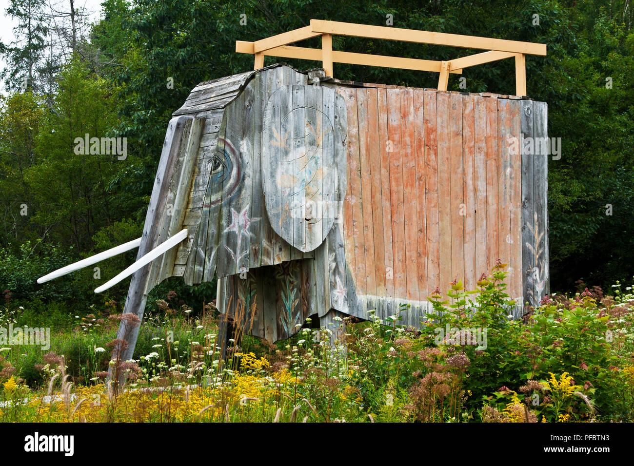 Maine, Cushing, Georges River Land bewahren, Langlois Sculpture Garden, Bernard Langlais, Künstler, Bildhauer, Stockfoto