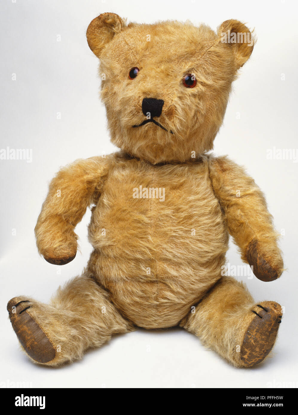 Chiltern: 1920s-40s: 1940 s teddy bear mit Plüsch mohair Fell Stockfoto