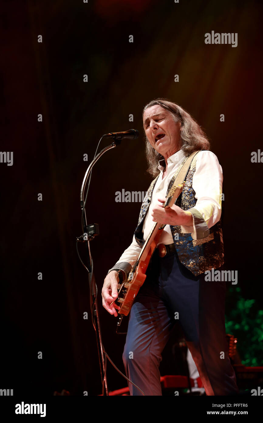 Die Stadt Alicante, Spanien. 14 Aug, 2018. Roger Hodgson 2018 Tour. In Alicante, Spanien. August Roger Hodgson Piano, Keyboards, Gitarren Ray Coburn Piano Bryan Head Drumms David J Zimmermann Bass Michael Ghegan Saxo Credit: Jose Ortin/Pacific Press/Alamy leben Nachrichten Stockfoto
