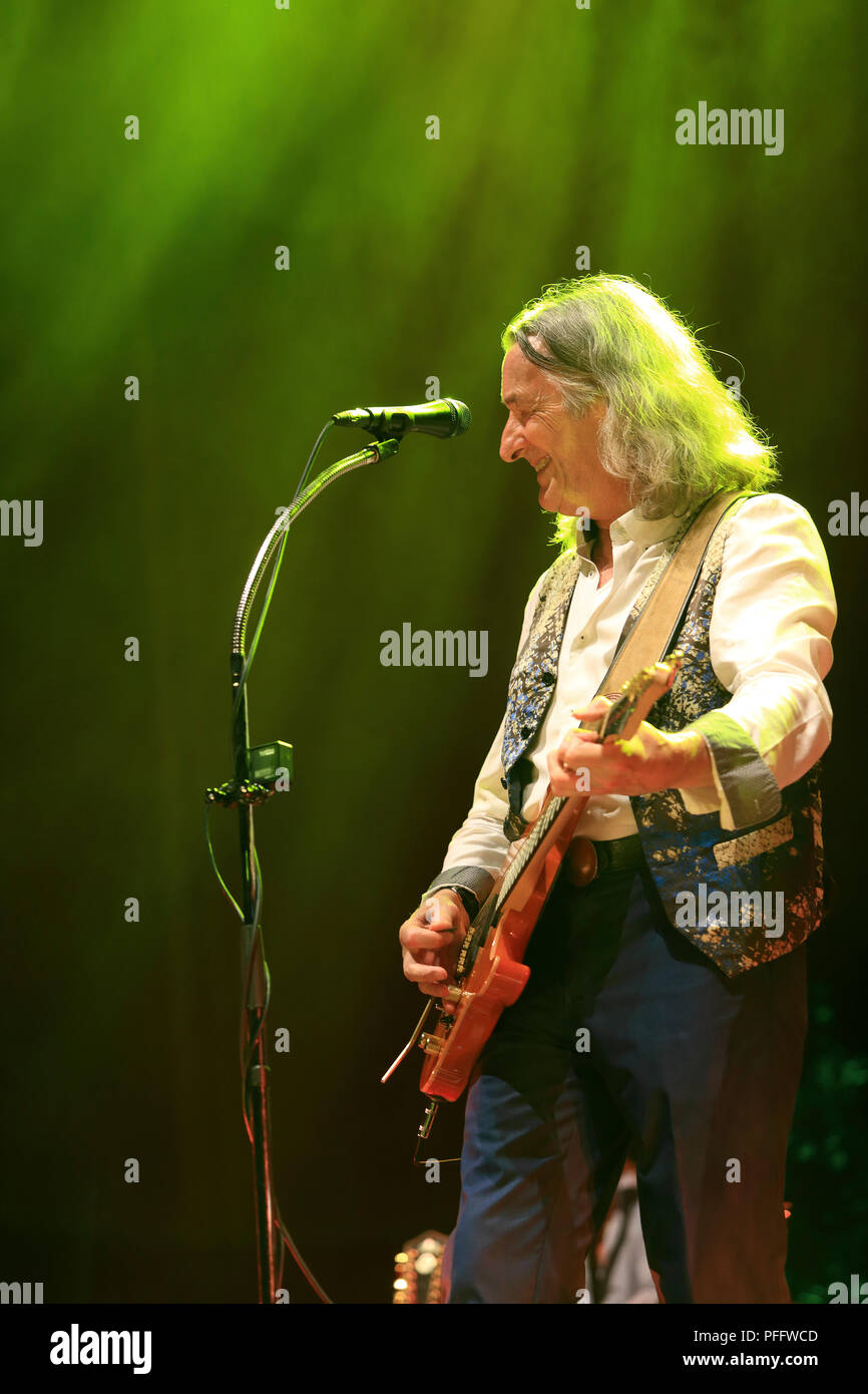Die Stadt Alicante, Spanien. 14 Aug, 2018. Roger Hodgson 2018 Tour. In Alicante, Spanien. August Roger Hodgson Piano, Keyboards, Gitarren Ray Coburn Piano Bryan Head Drumms David J Zimmermann Bass Michael Ghegan Saxo Credit: Jose Ortin/Pacific Press/Alamy leben Nachrichten Stockfoto