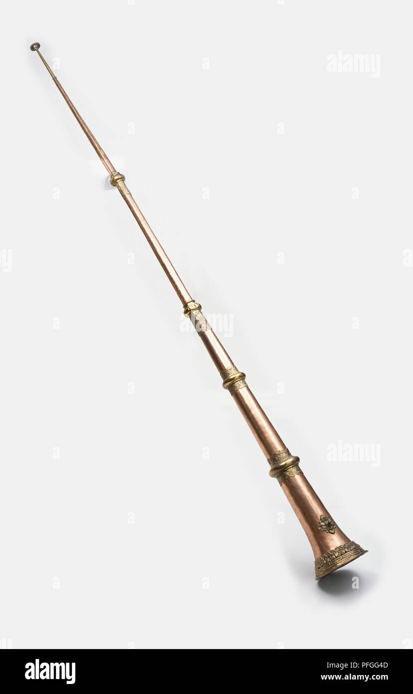 Dung Chen, Seitenansicht von Musikinstrument. Stockfoto