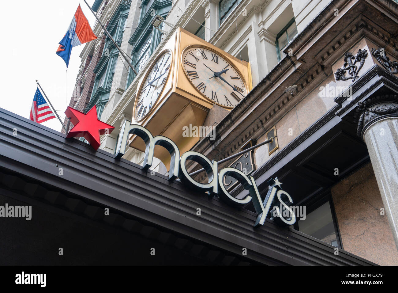Logo der Macy Kaufhaus in New York City Stockfoto