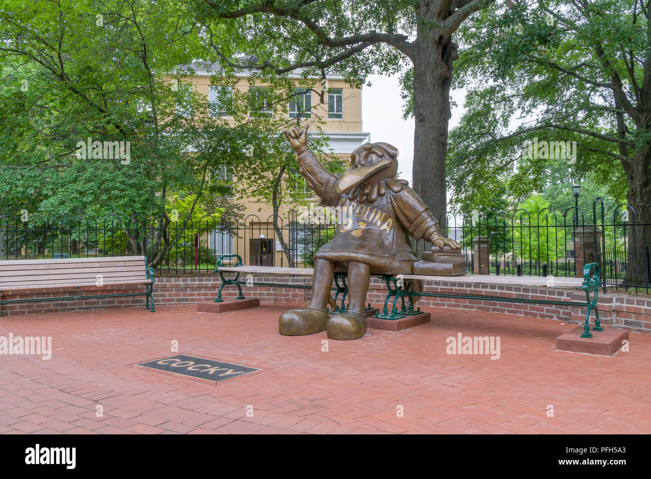 COLUMBIA, SC/USA Juni 5, 2018: Die kampfhahn Maskottchen Statue auf dem Campus der Universität von South Carolina dreist. Stockfoto