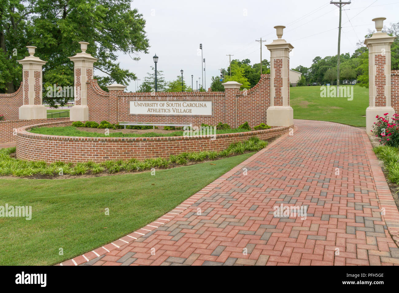 COLUMBIA, SC/USA Juni 5, 2018: Universität von South Carolina Athletik Dorf Eingang auf dem Campus der Universität von South Carolina. Stockfoto