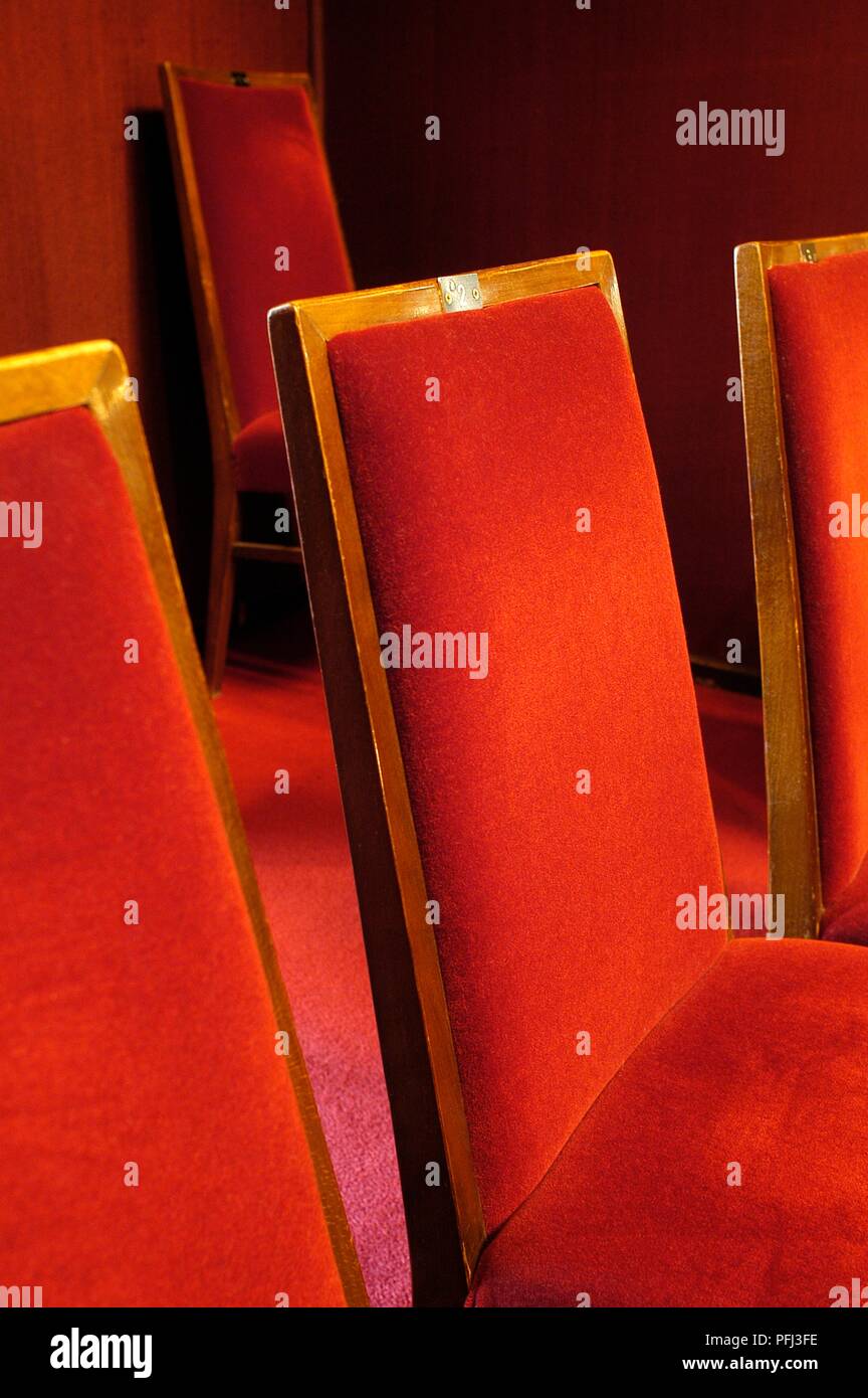 Rote Stühle in Theater, close-up Stockfoto