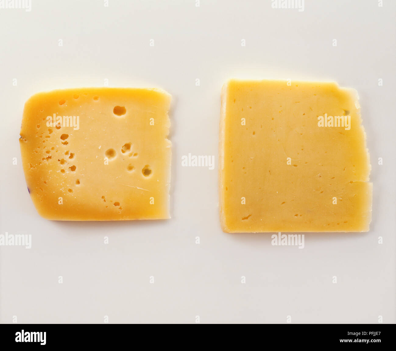 Scheiben Von Graviera Und Kaseri Typische Kasesorten Aus Griechenland Stockfotografie Alamy