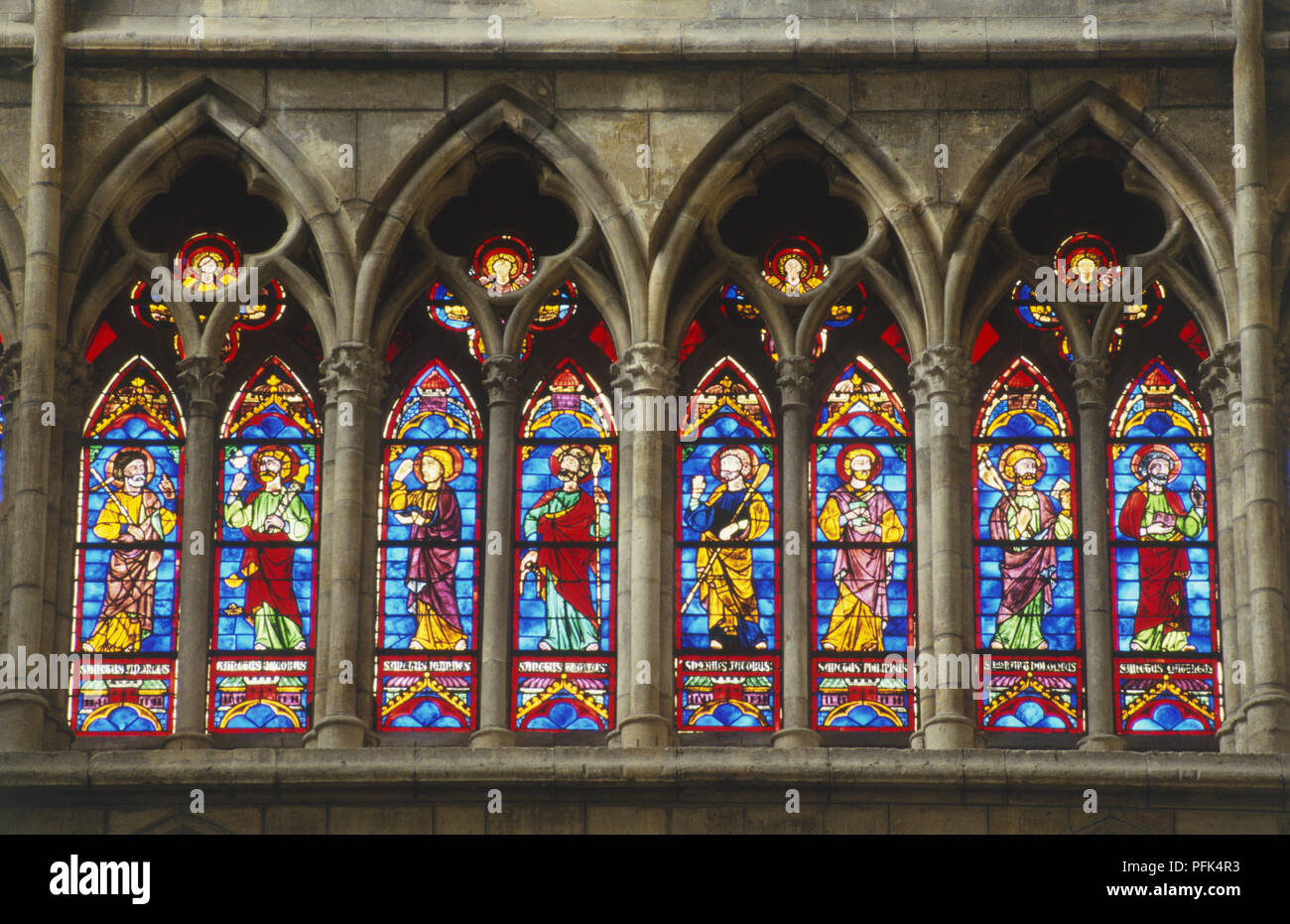 Frankreich, Champagne, Chalons-sur-Marne, Saint Etienne Kathedrale, Glasfenster Heiligen Stockfoto