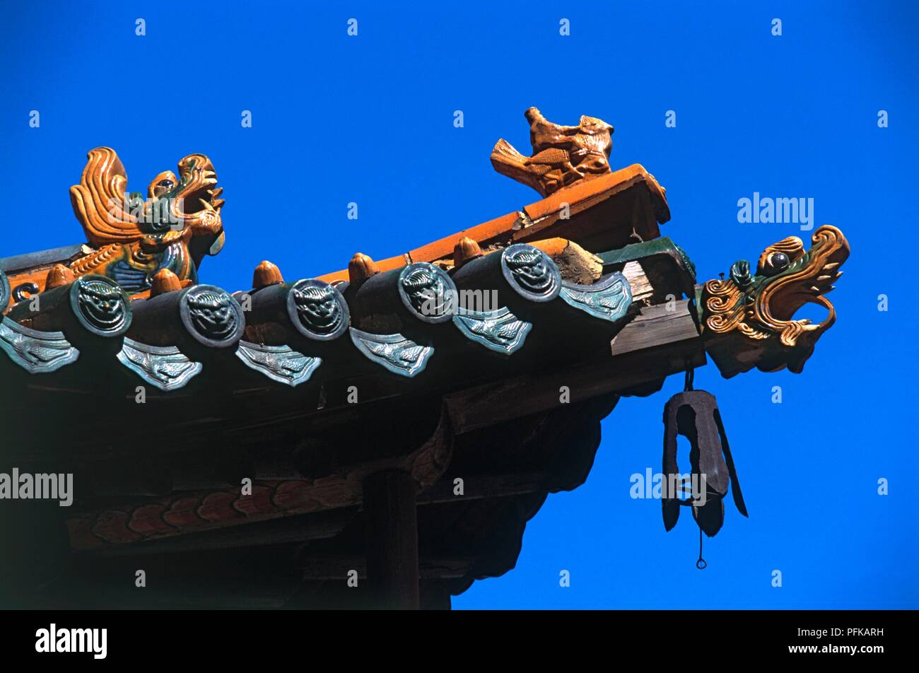 China, Shanxi, Mount Heng, Xuankong Si, hängende Kloster, close-up der Dachziegel mit Dach Wächter Stockfoto