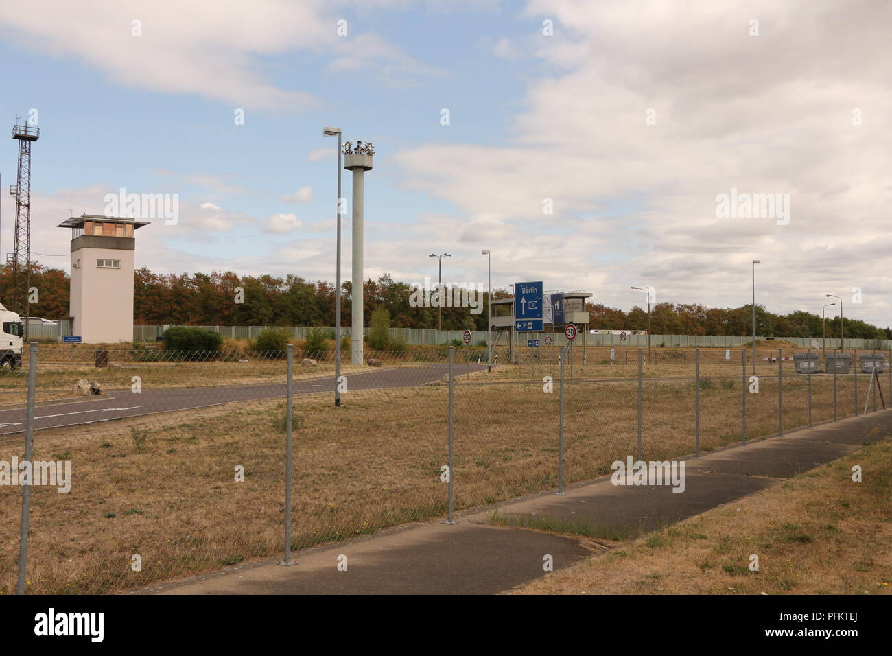 Ehemalige Grenzstation Marienborn bei Helmstedt zwischen West- und Ostdeutschland in Sachsen Anhalt. Heute Gedenkstätte der deutschen Teilung. Stockfoto