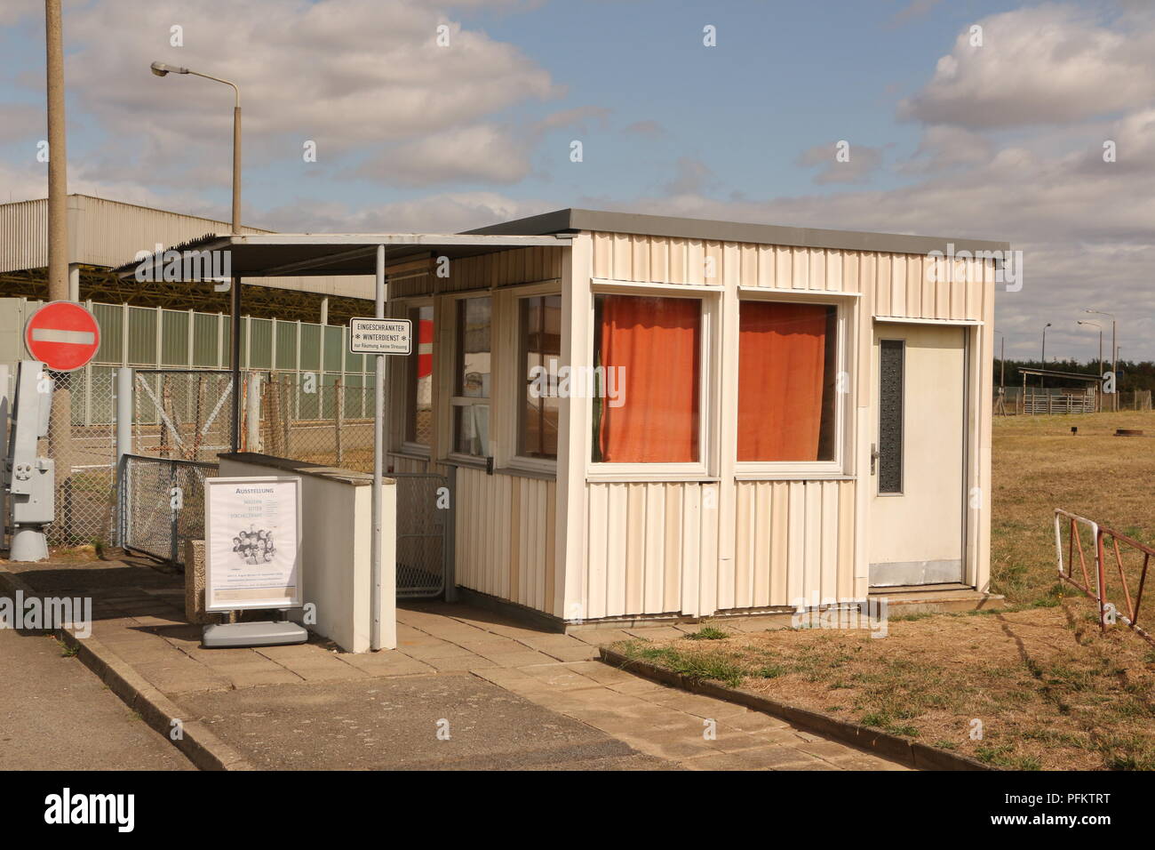 Ehemalige Grenzstation Marienborn bei Helmstedt zwischen West- und Ostdeutschland in Sachsen Anhalt. Heute Gedenkstätte der deutschen Teilung. Stockfoto