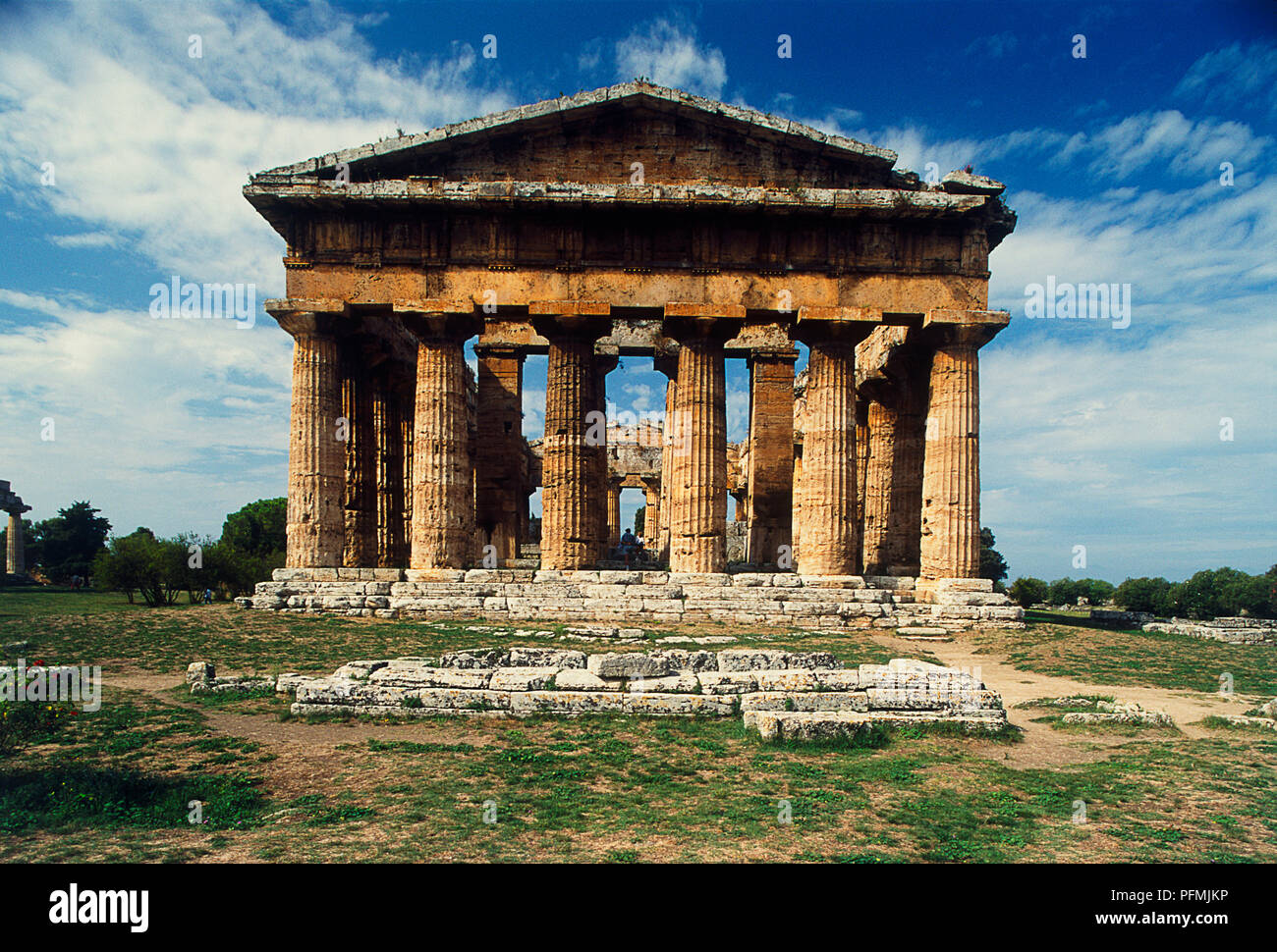 Italien, Kampanien, Paestum, Tempel des Neptun, 5. Jahrhundert v. Chr. Stockfoto