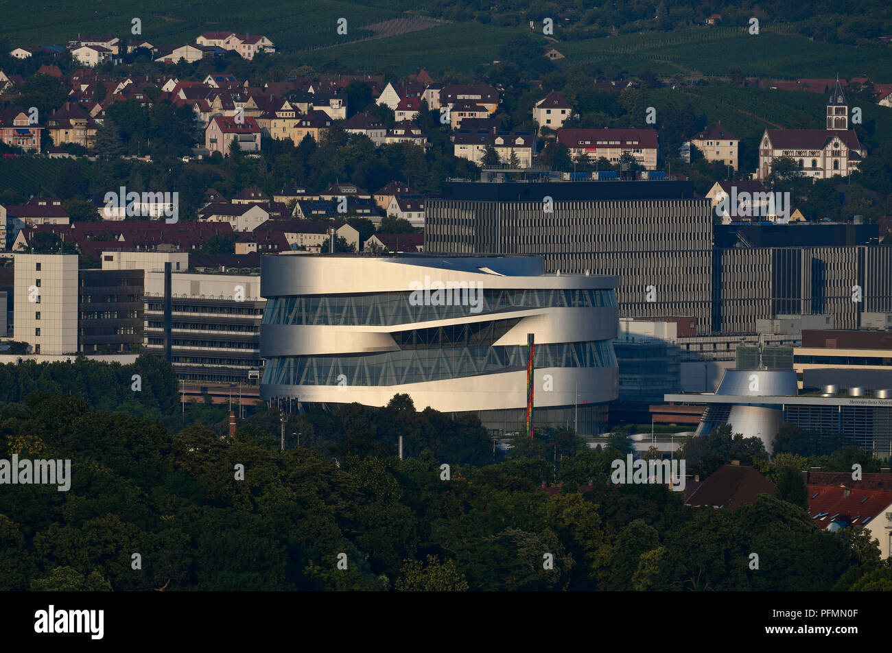 Ansicht der Mercedes-Benz Museum, Stuttgart, Baden-Württemberg, Deutschland Stockfoto