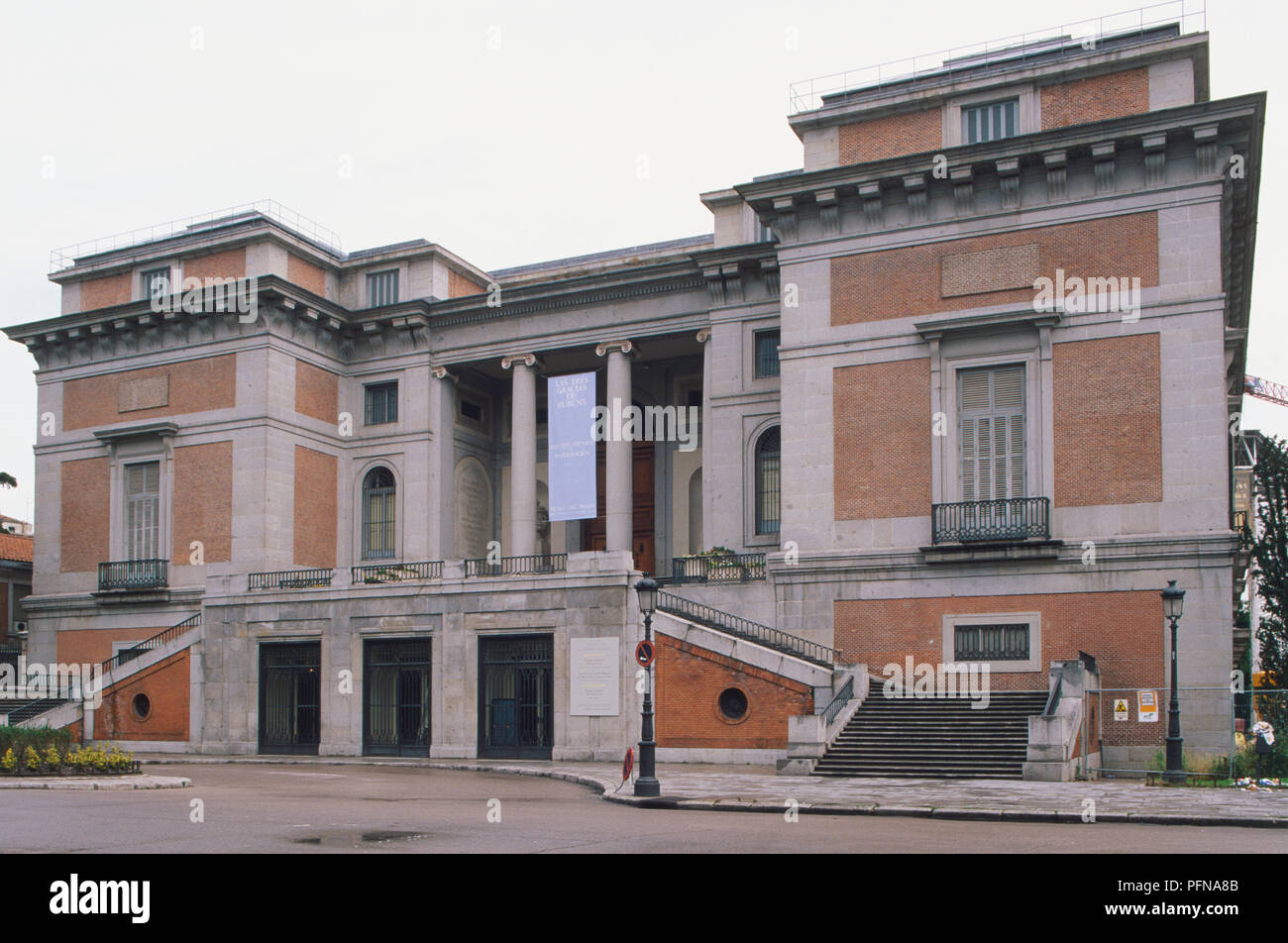 Spanien, Madrid, 1785 von Juan de Villanueva, das Museo del Prado das neoklassizistische Richtung würde zeigt und weg von den Exzessen der barocken Architektur entworfen. Stockfoto