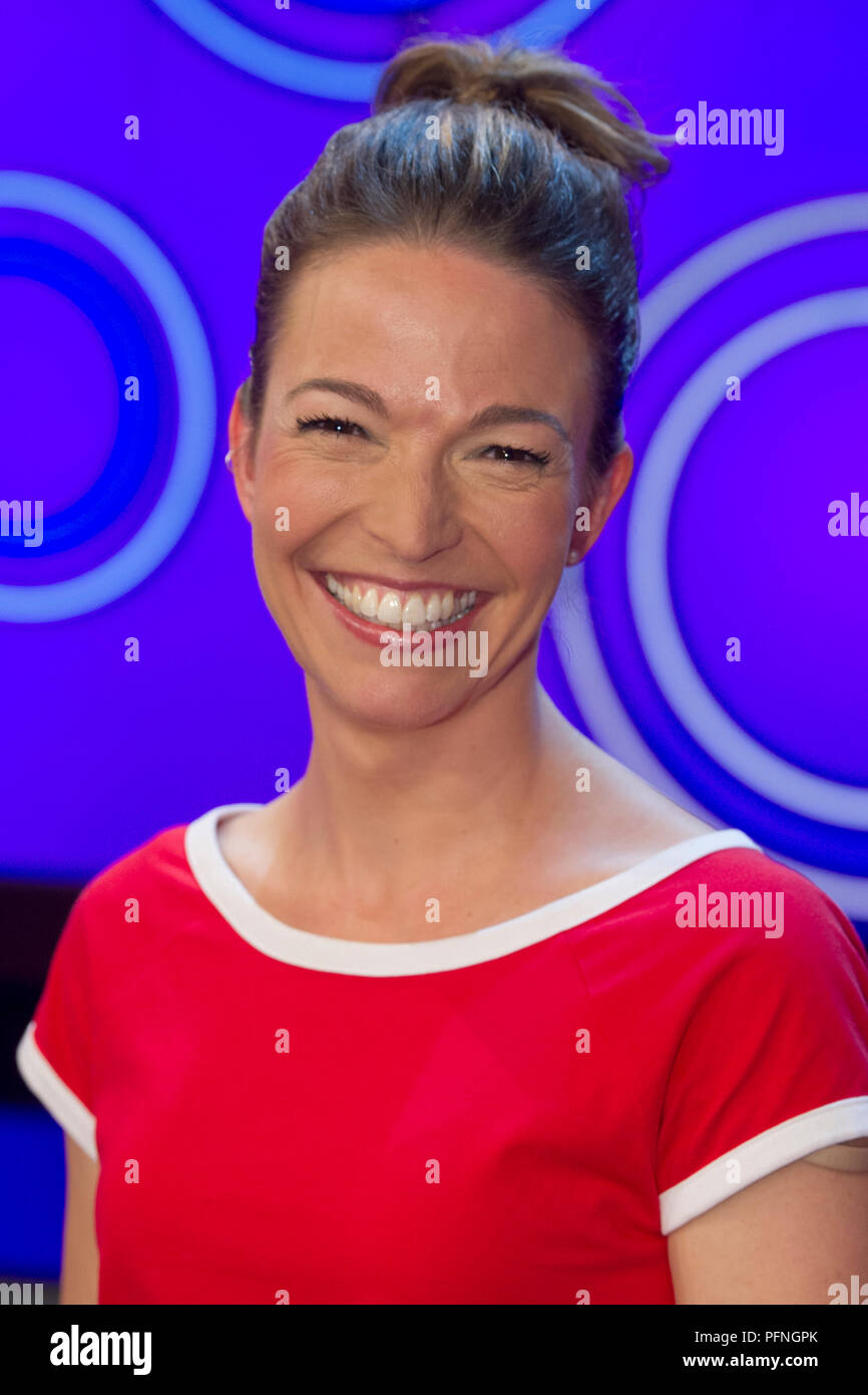 Köln, Deutschland. 25. Juni 2018. Anna PLANKEN, Deutschland, Moderatorin, Porträt, Porträt, Porträt, 7/8-Einzelbild, einzigen Motiv, Gäste der Show 'Dingsda', TV-Programm, aufgezeichnet am 25.06.2018 in Koeln, - Nutzung der weltweiten Kredit: dpa/Alamy leben Nachrichten Stockfoto