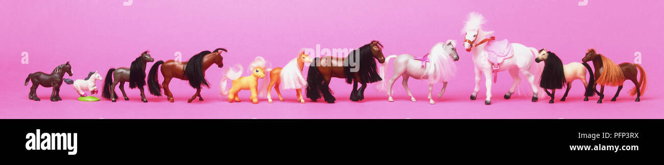 Elf Spielzeug Pferde Stockfoto
