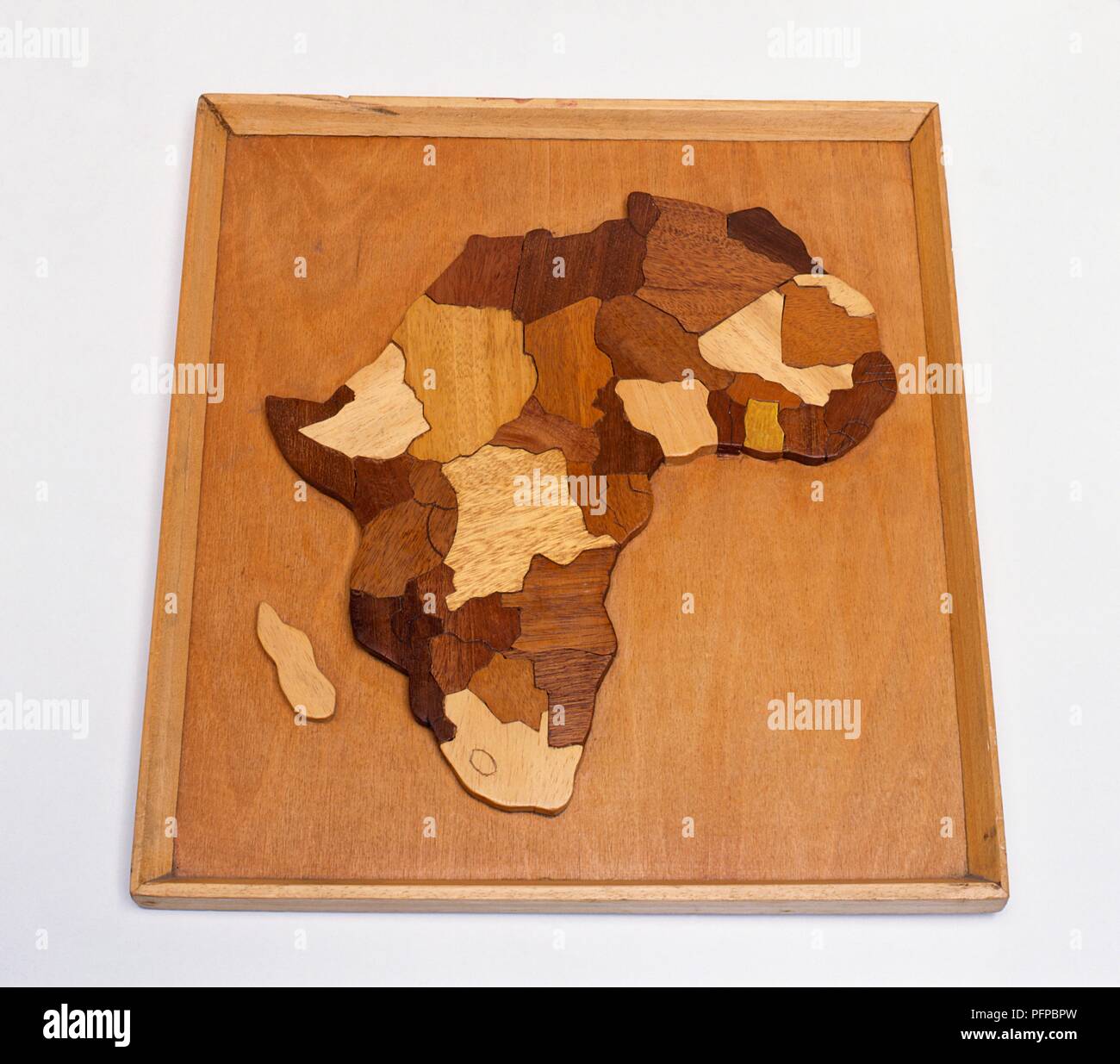 Holz- Karte von Afrika Stockfoto