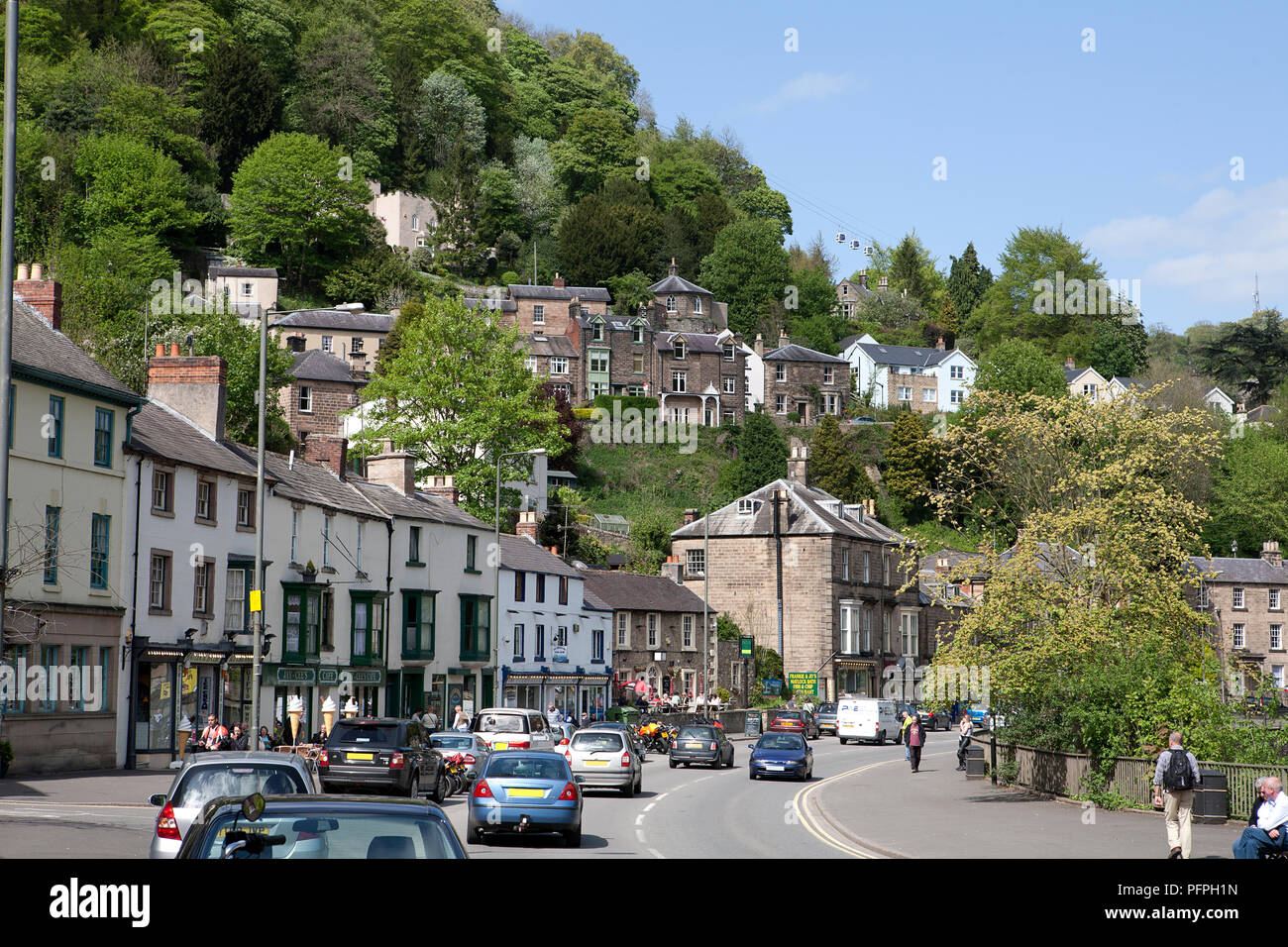 Grossbritannien, England, Derbyshire, Peak District, Matlock Bath, Main Street Stockfoto