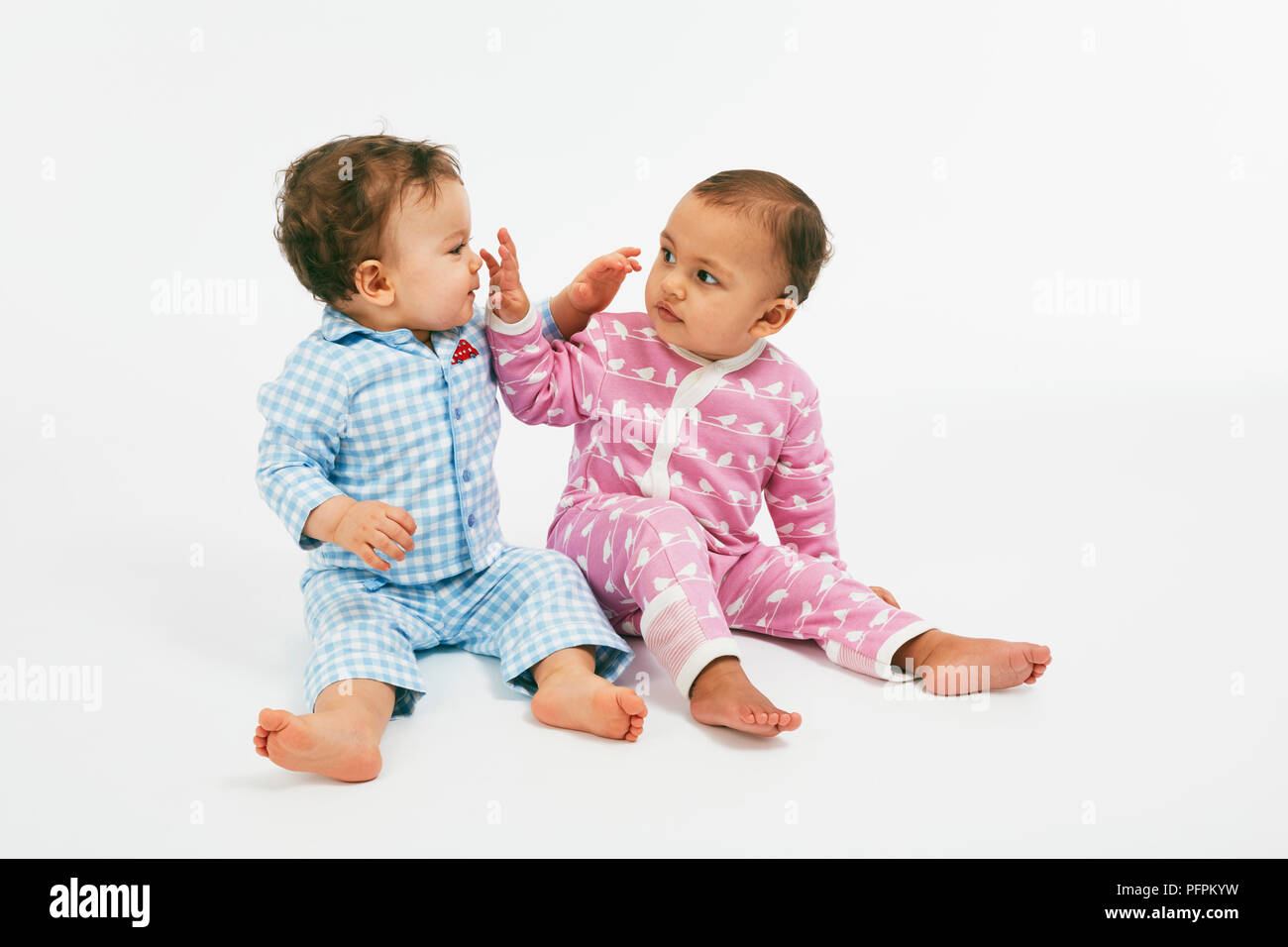 Babys vor dem Schlafengehen Stockfoto