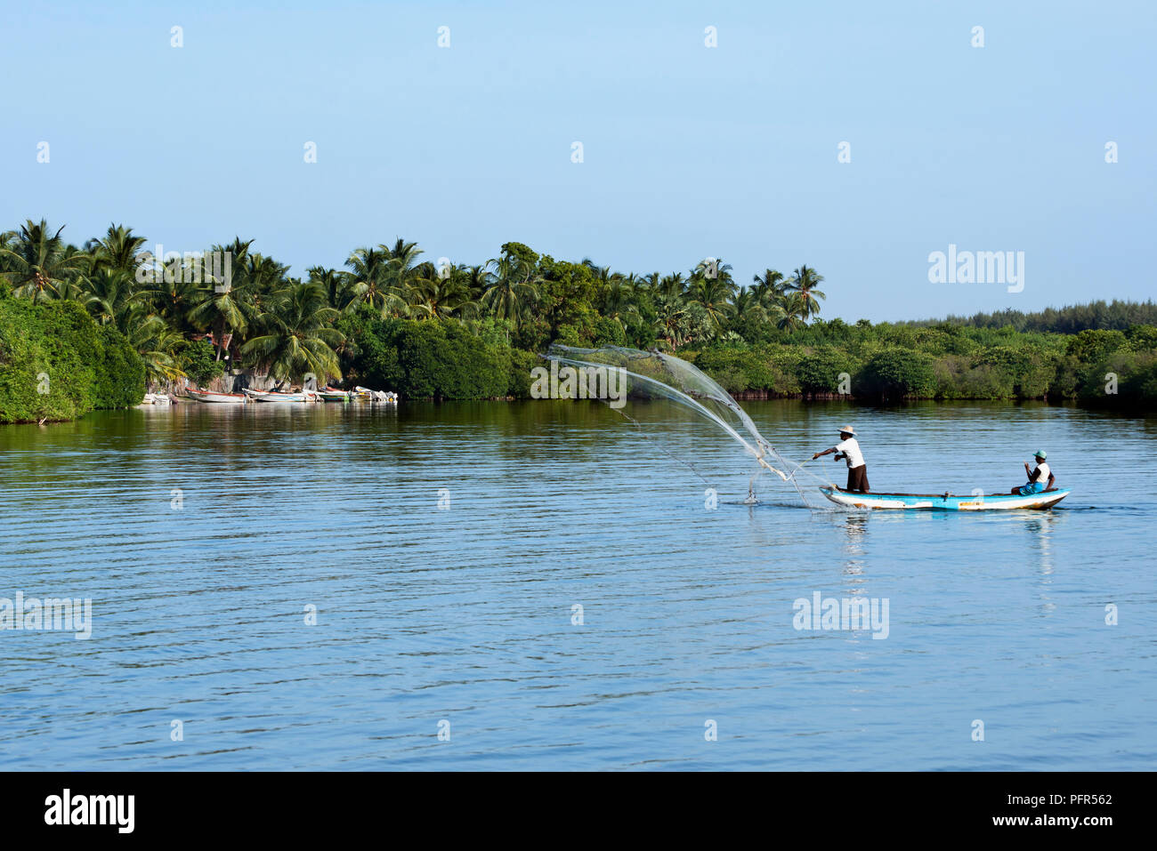 Sri Lanka, Nordrhein-Westfalen, Batticaloa, Fischer in der Lagune Stockfoto