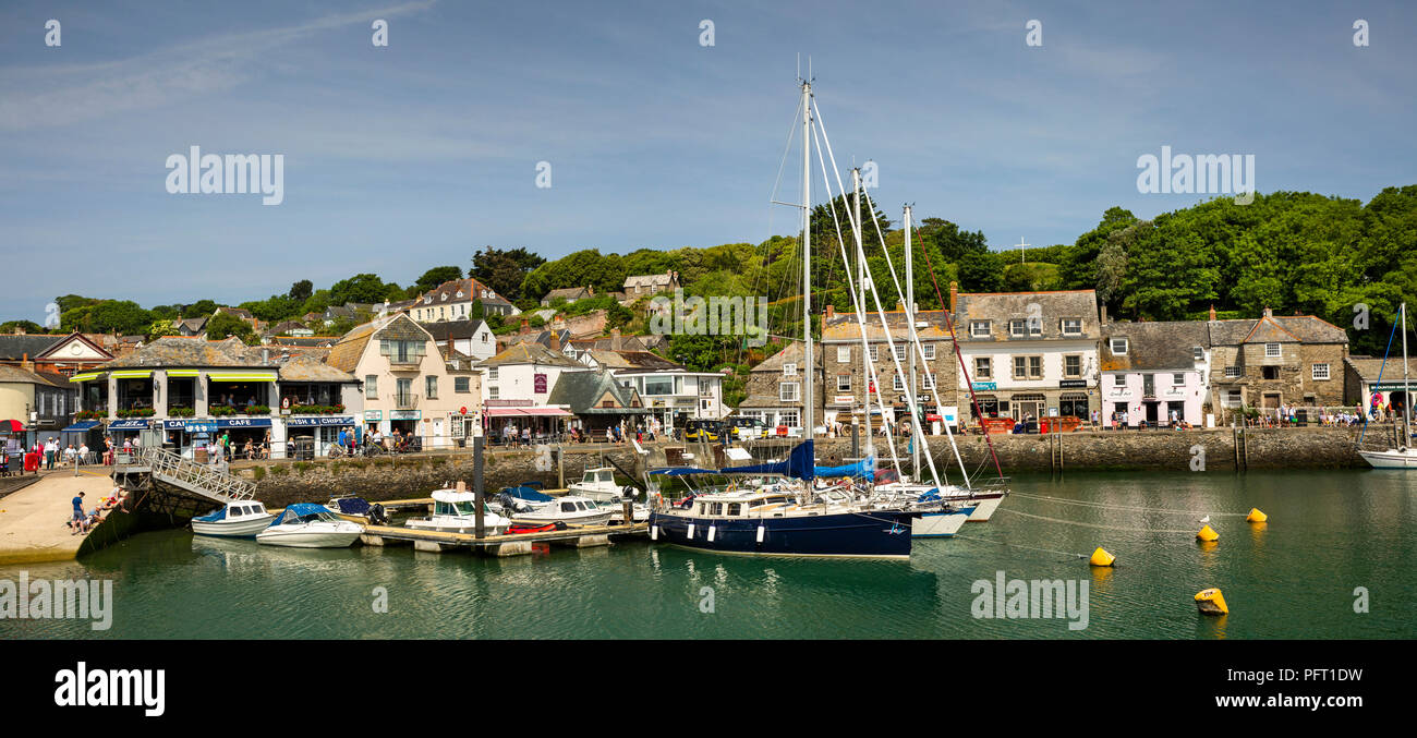 England, Cornwall Padstow, Freizeit Boote in den inneren Hafen, Panorama Stockfoto
