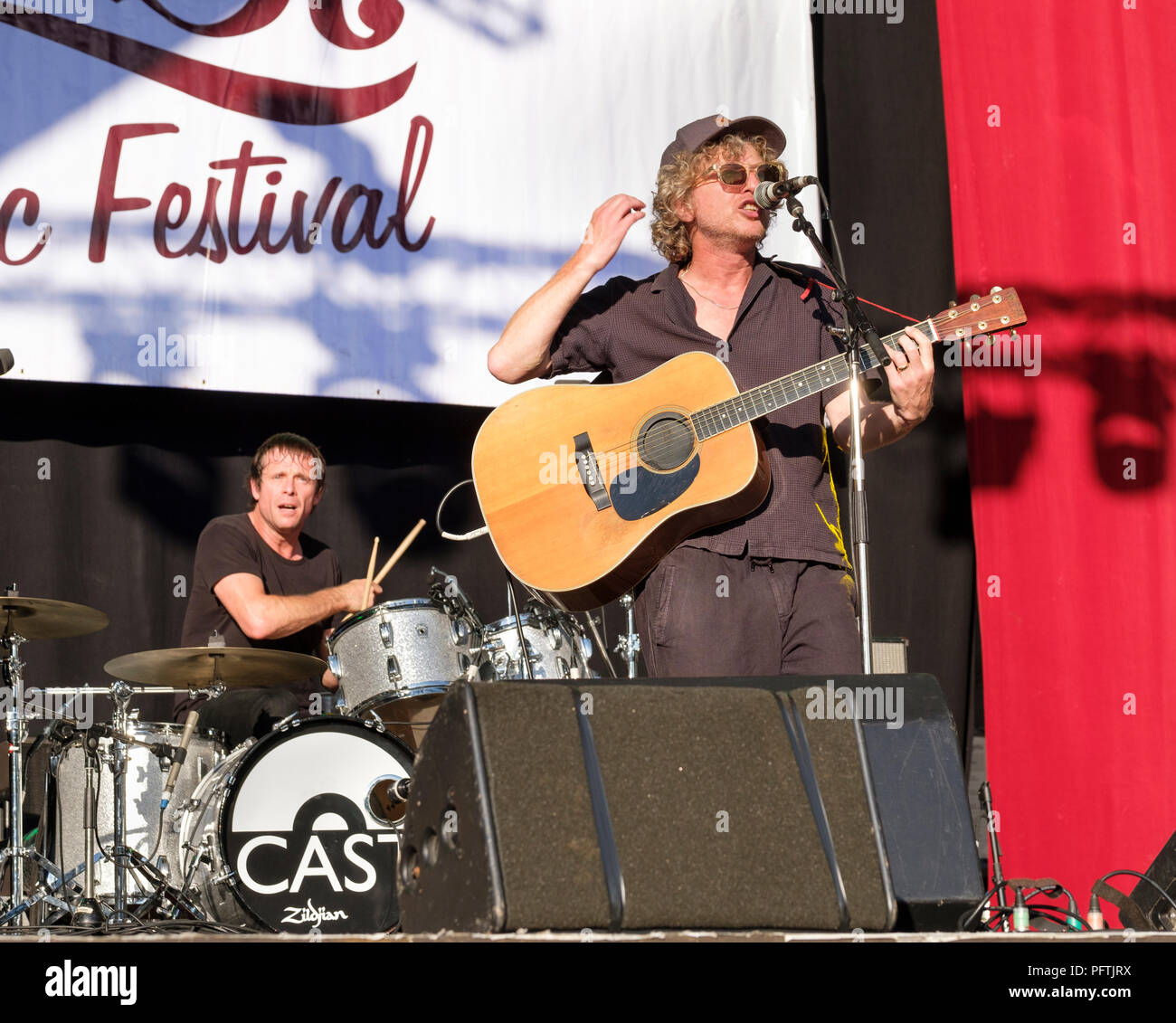 Cast (John Power) Durchführen am Weyfest Music Festival, Tilford, UK. 19. August 2018 Stockfoto