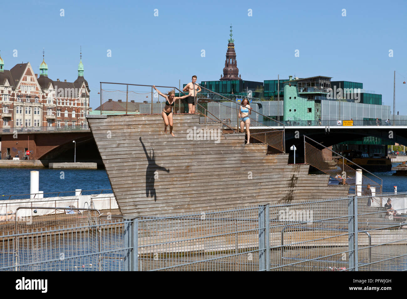inseln-brygge-havnebad-stockfotos-und-bilder-kaufen-alamy