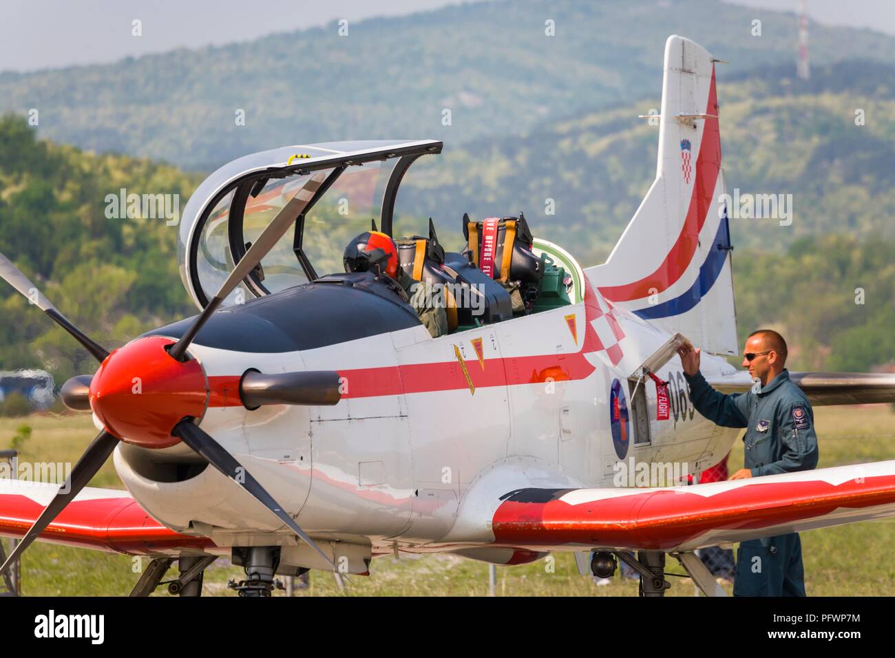 Krila Oluje aerobatic Gruppe aus Kroatien Pilatus PC-9 M PC 9M PC9 2006 Grobnik in der Nähe von Rijeka Stockfoto