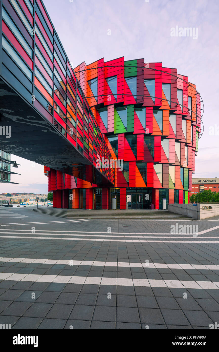 Kuggen (Schwedisch für "Die (Zahnrad) cog") ist ein Gebäude im Besitz von Immobilien Firma Chalmersfastigheter für Universität Chalmers in Goth Stockfoto Kuggen (Schwedisch für "Die (Zahnrad) cog") ist ein Gebäude im Besitz von Immobilien Firma Chalmersfastigheter für Universität Chalmers in Goth Stockfoto