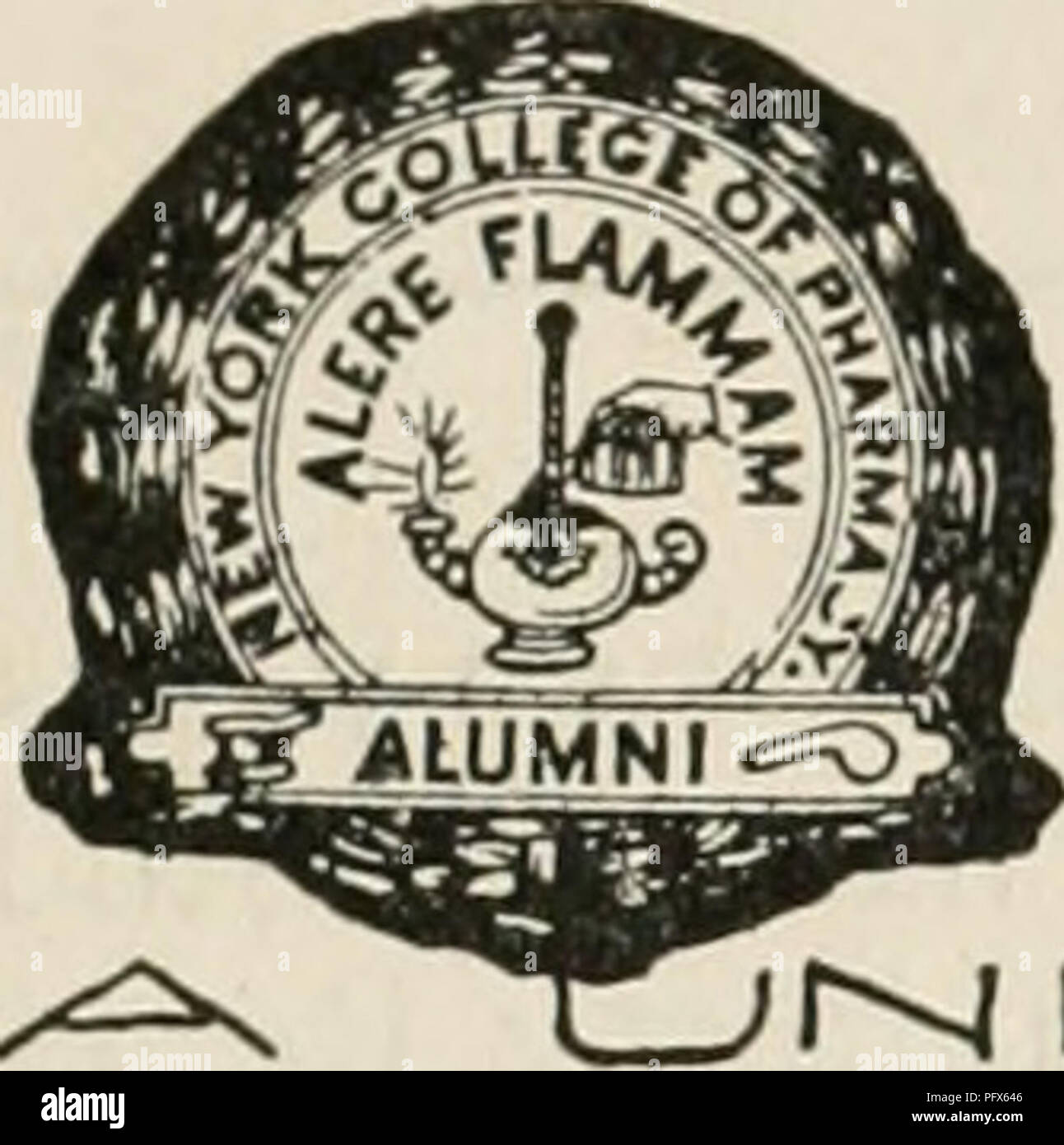 . C.U.C.P. alumni Journal. Der Columbia University. Hochschule für Pharmazie, Pharmakologie. Von/-/t^e ALUMN/ASSOC/AN/AUF cz? Ich ujr^e&gt; Ich. Hochschule - der PHAHMACY der Fh&amp; C/TY von =^ NEUE YO/ZK l^l/l |----- r-N^Vol. 25. Mai 1918, Nr. 5 Beginn Anzahl Abonnement Single meistert 20 Cent dc/Kleid o//communicahons C.U. CP ALUMNI viOUR. NAL N 5 // 5 // 9 Wes/-08 ^-^ St, A/. Y.c. Nächsten ALUMNi treffen, 12. Juni 1918. Bitte beachten Sie, dass diese Bilder aus gescannten Seite Bilder, die digital für die Lesbarkeit verbessert haben mögen - Färbung und Aussehen dieser Abbildungen können nicht perfekt die orig ähneln extrahiert werden Stockfoto