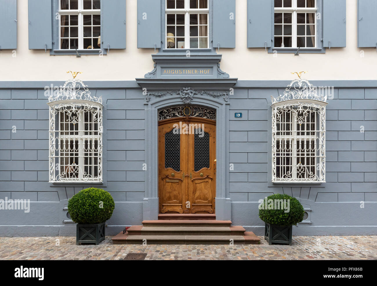 Augustinerhof in der Altstadt von Basel, Schweiz Stockfoto