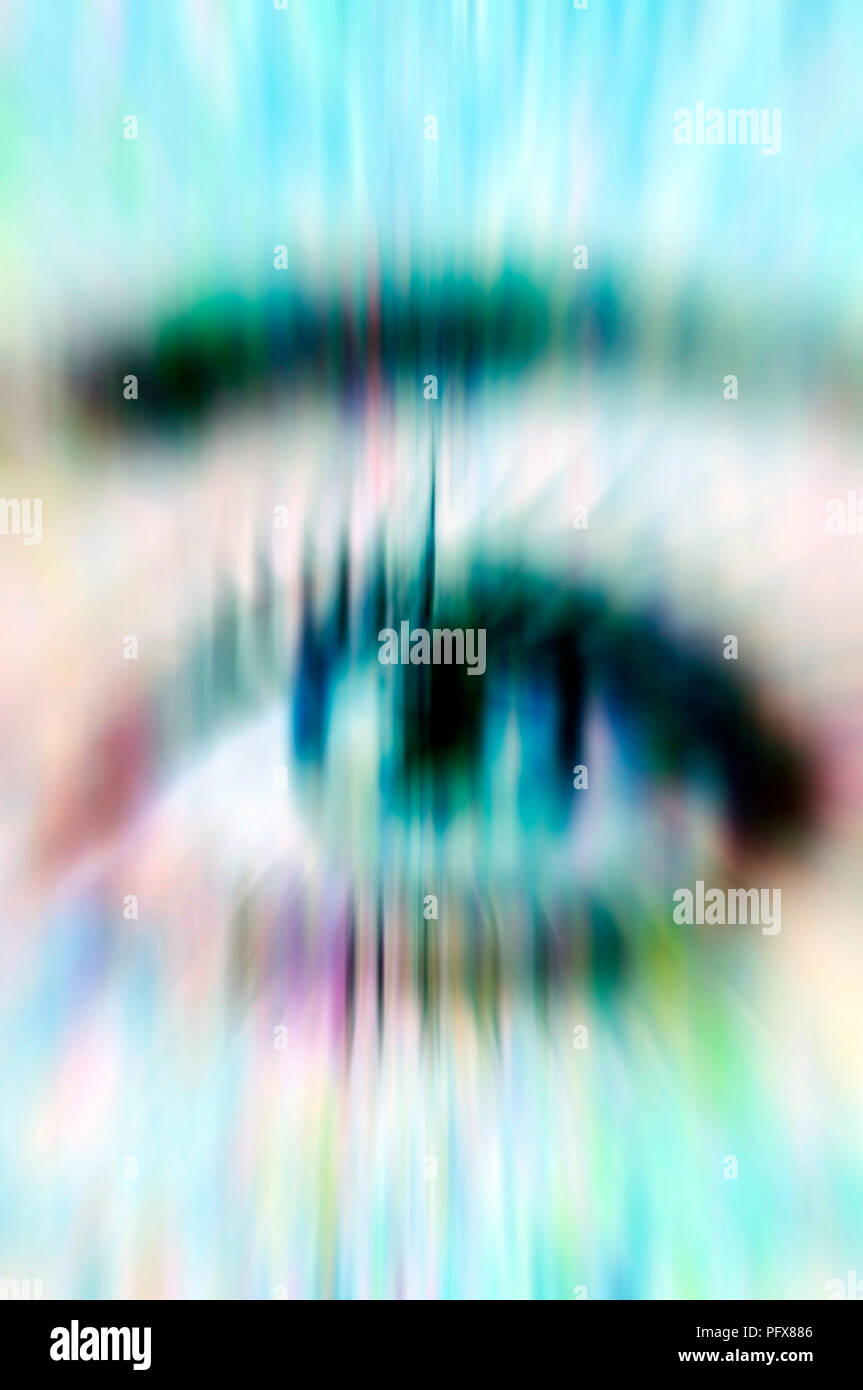 Frau blau Auge mit künstlerischen motion blur Effekt Stockfoto