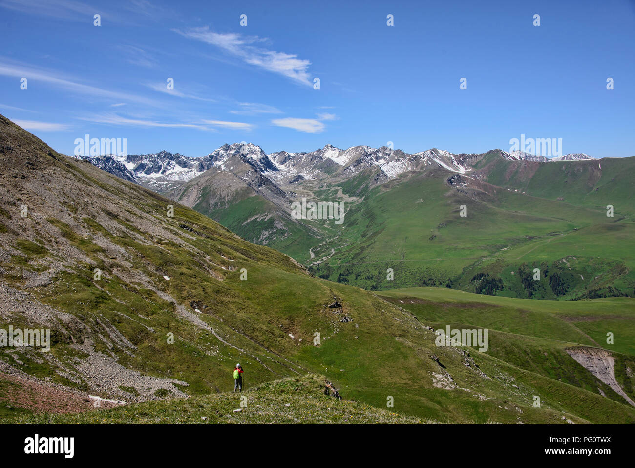 Pferdetrekking die alpine Keskenkija Trek, Jyrgalan, Kirgisistan Stockfoto