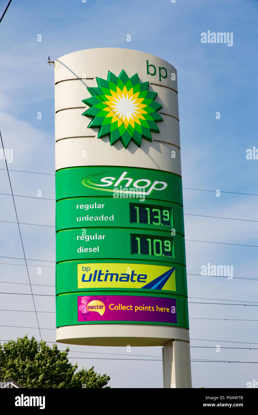 BP-Tankstelle unterzeichnen und Preis board Stockfoto