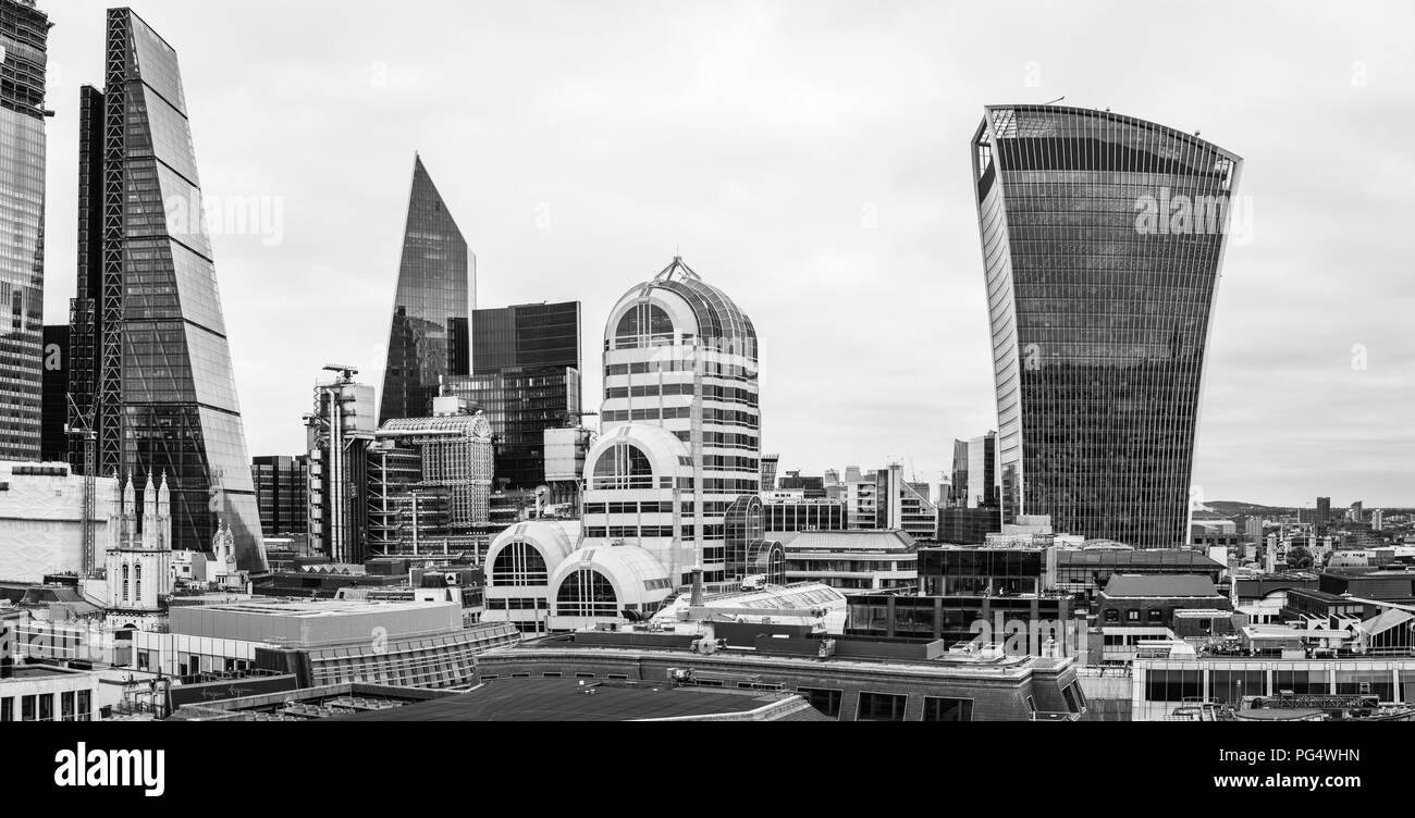 Stadt London Versicherungs- und Finanzviertel: Cheesegrater, Lloyds' Gebäude, Skalpell, Willis Gebäude, 20 Gracechurch Street und Walkie Talkie Stockfoto